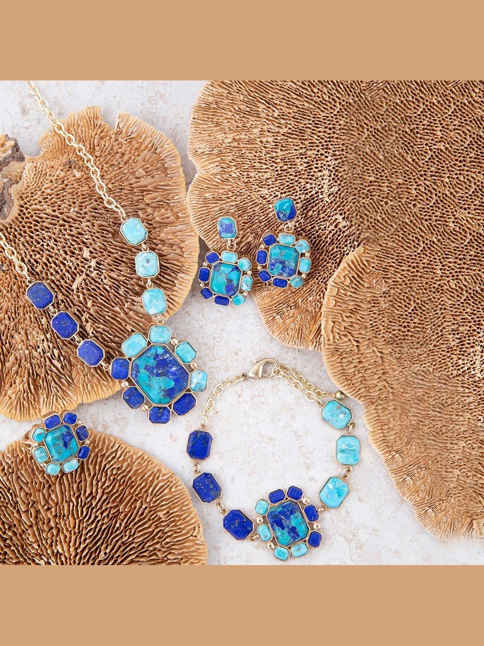 Duality Blue Lapis and Turquoise Golden Pendant Necklace - Courbe et Compagnie