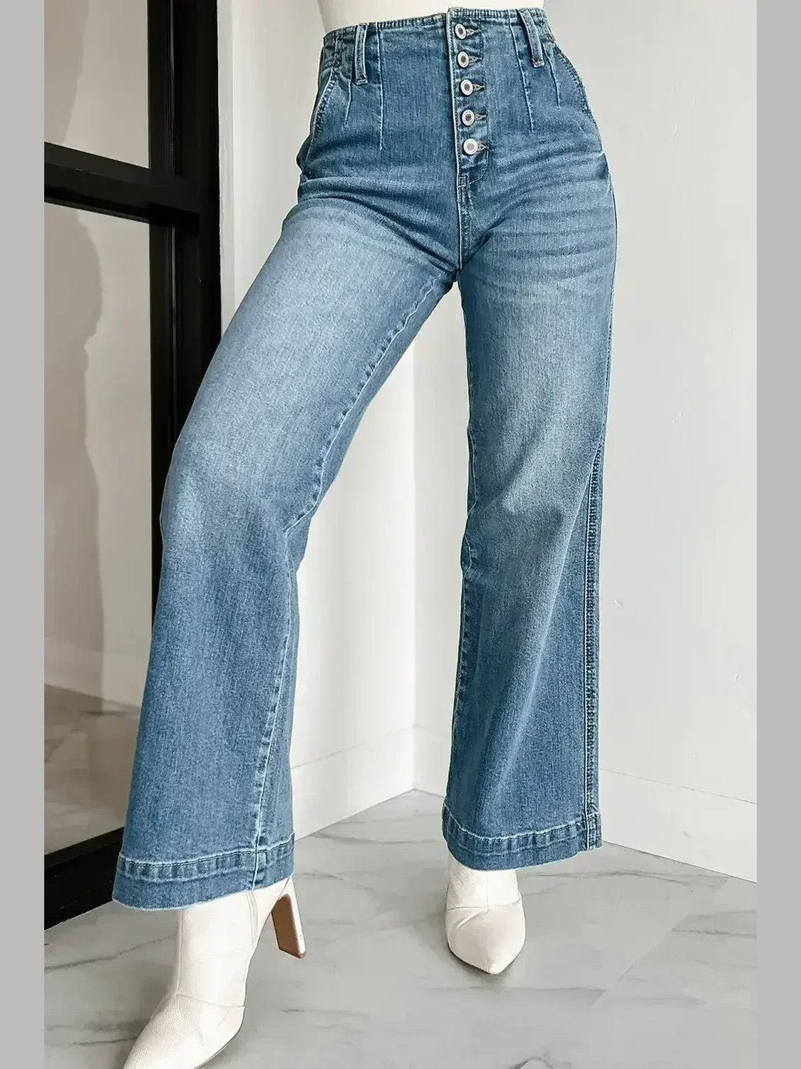 Dusk Blue Multi Button Waist Wash Straight Leg Jeans - Courbe et Compagnie
