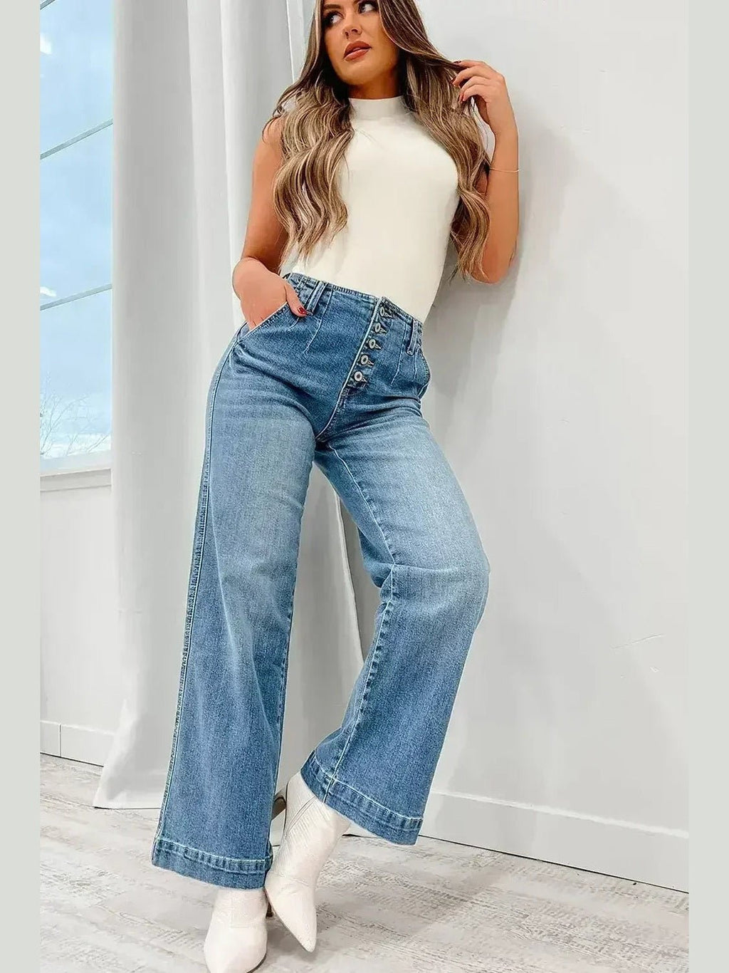 Dusk Blue Multi Button Waist Wash Straight Leg Jeans - Courbe et Compagnie