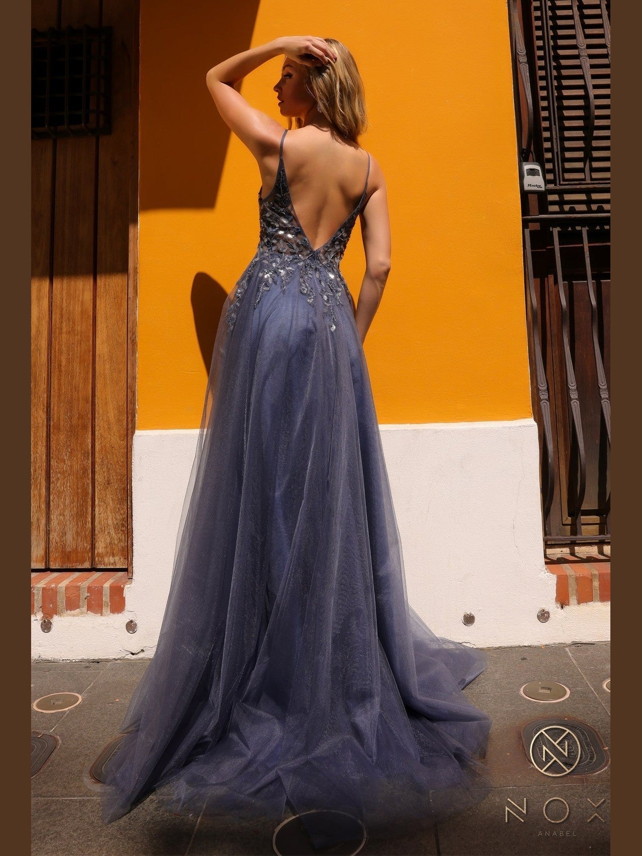 Elegant Embellished Formal Long Special Occasion Gown Detailed NXQ1391 - Courbe et Compagnie