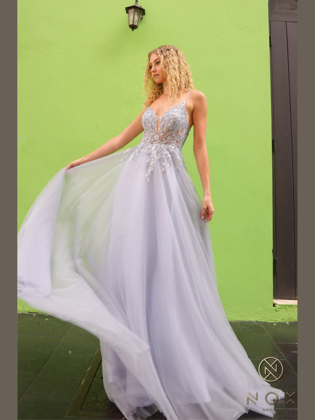 Elegant Embellished Formal Long Special Occasion Gown Detailed NXQ1391 - Courbe et Compagnie