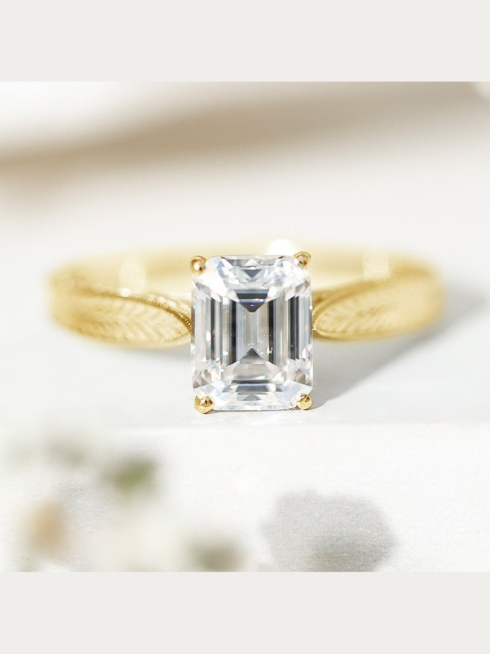 Ethically Sourced 3 Carat Lab Grown Diamond Emerald Cut Engagement Ring IGI Certified - Courbe et Compagnie