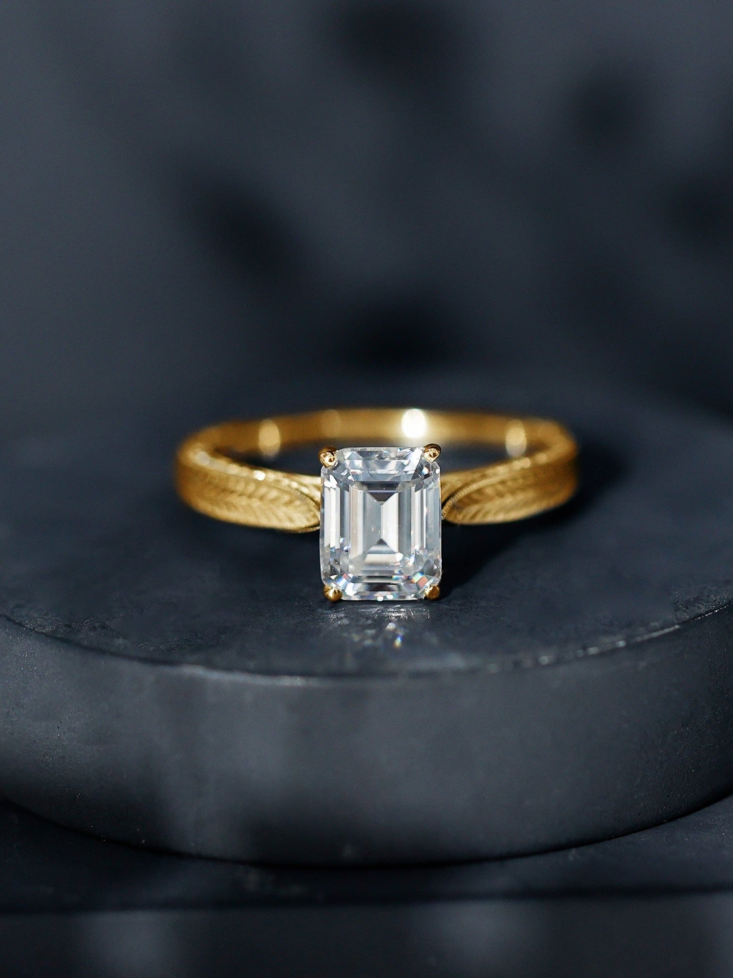 Ethically Sourced 3 Carat Lab Grown Diamond Emerald Cut Engagement Ring IGI Certified - Courbe et Compagnie