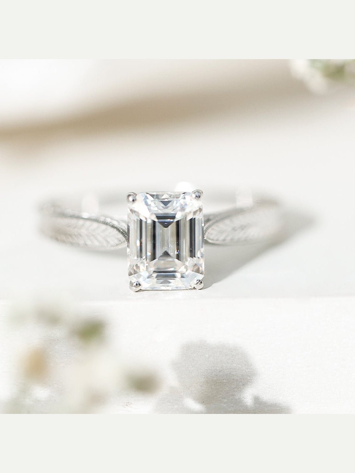 Ethically Sourced 3 Carat Lab Grown Diamond Emerald Cut Engagement Ring IGI Certified - Courbe et Compagnie