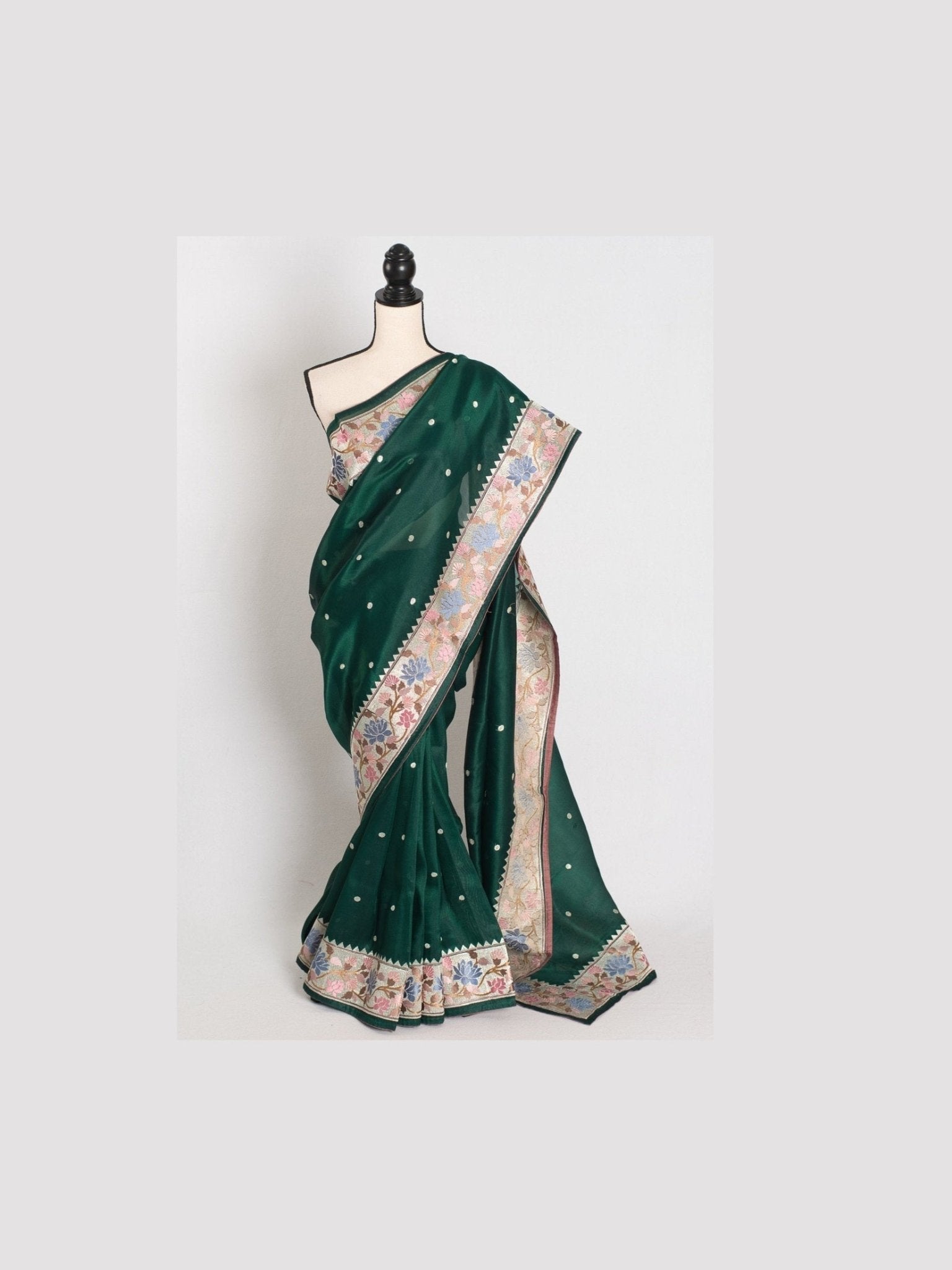 Farheen : Bottle Green Thread Embroidery Party Wear Organza Saree - Courbe et Compagnie