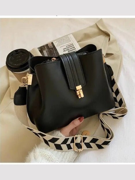 Fashionable Women's Bucket Bag - Korean Style Crossbody - Courbe et Compagnie