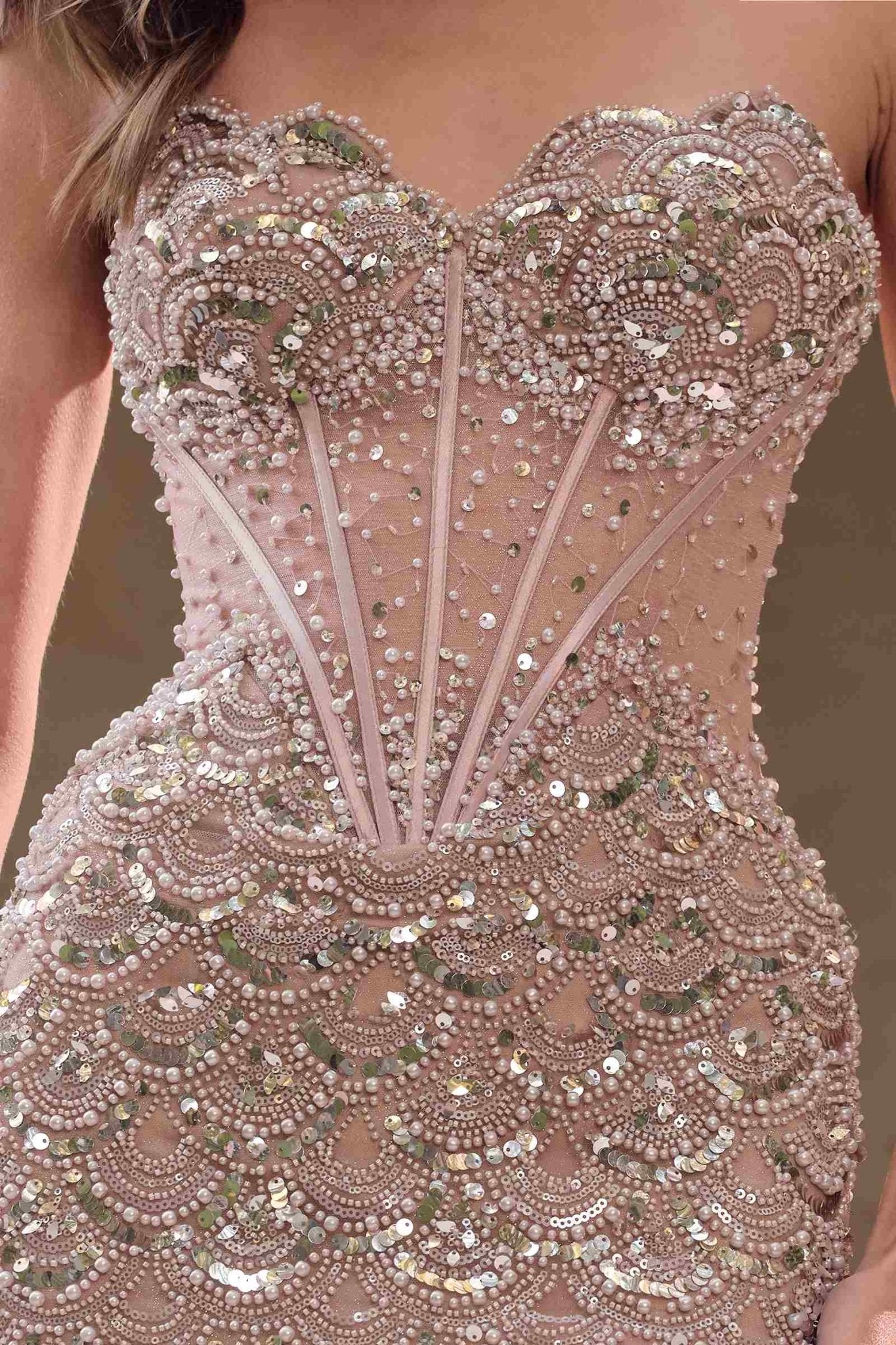 Fitted Strapless Sweetheart Corset Bodice Gown - Courbe et Compagnie