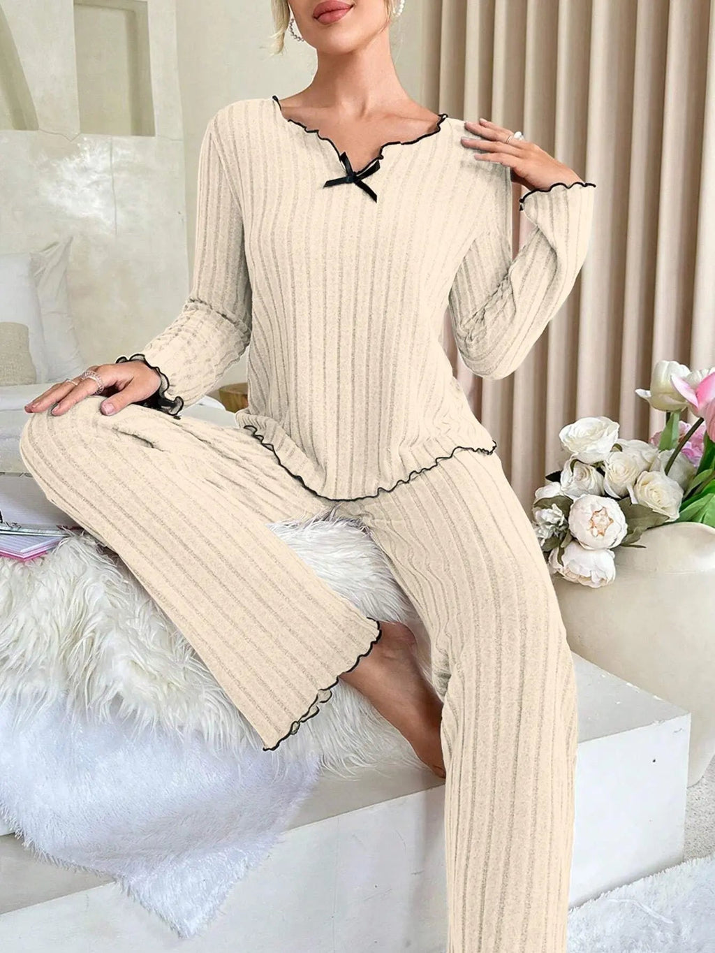 Flannel Warm Sleepwear Women Casual Pajamas Set Long Sleeve T-shirt Top and Trousers Set Homewear Autumn Winter Loungewear - Courbe et Compagnie
