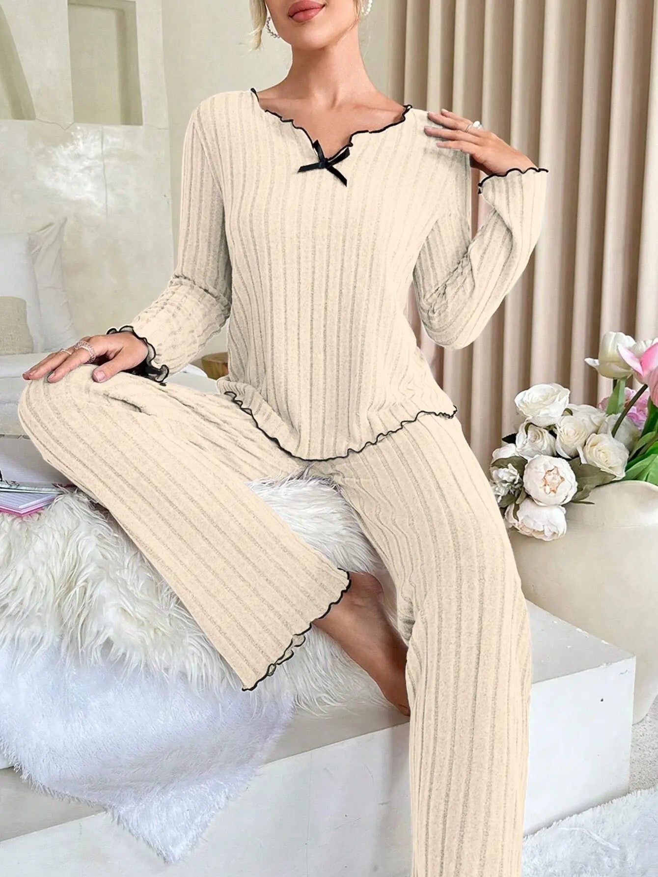 Flannel Warm Sleepwear Women Casual Pajamas Set Long Sleeve T-shirt Top and Trousers Set Homewear Autumn Winter Loungewear - Courbe et Compagnie