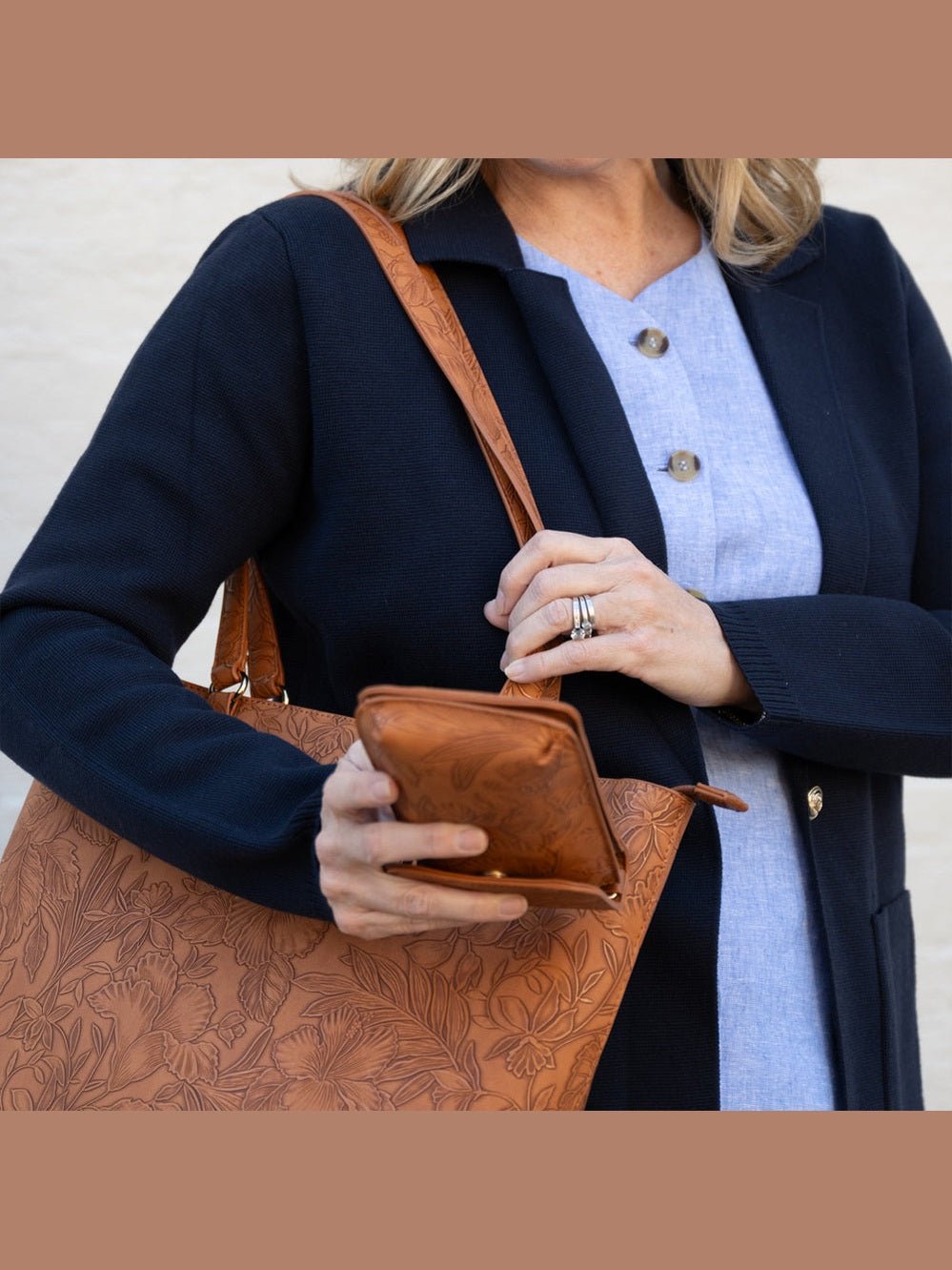 Floral Tote W/Crossbody - Courbe et Compagnie