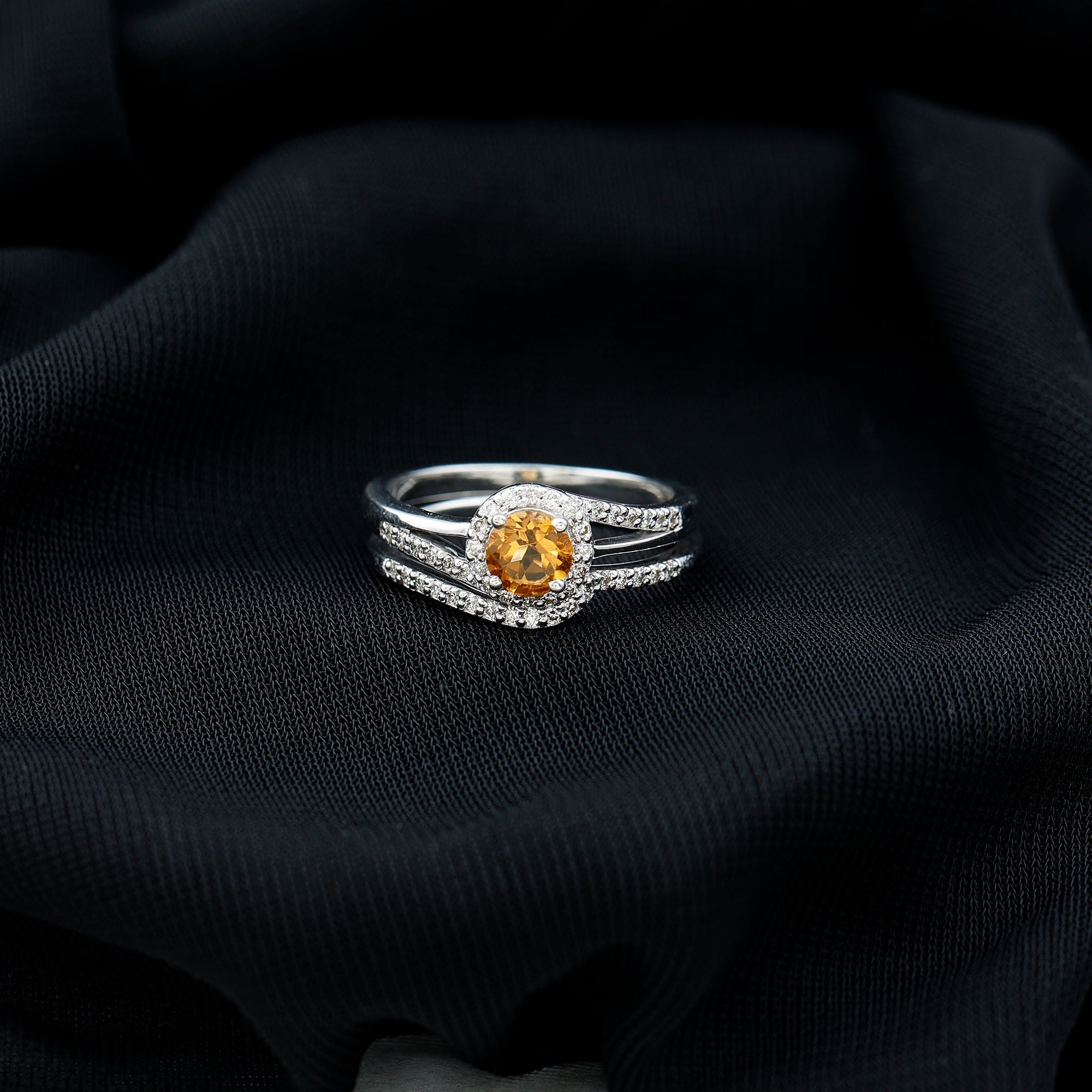 Genuine Citrine Engagement Ring with Diamond Wedding Band - Courbe et Compagnie