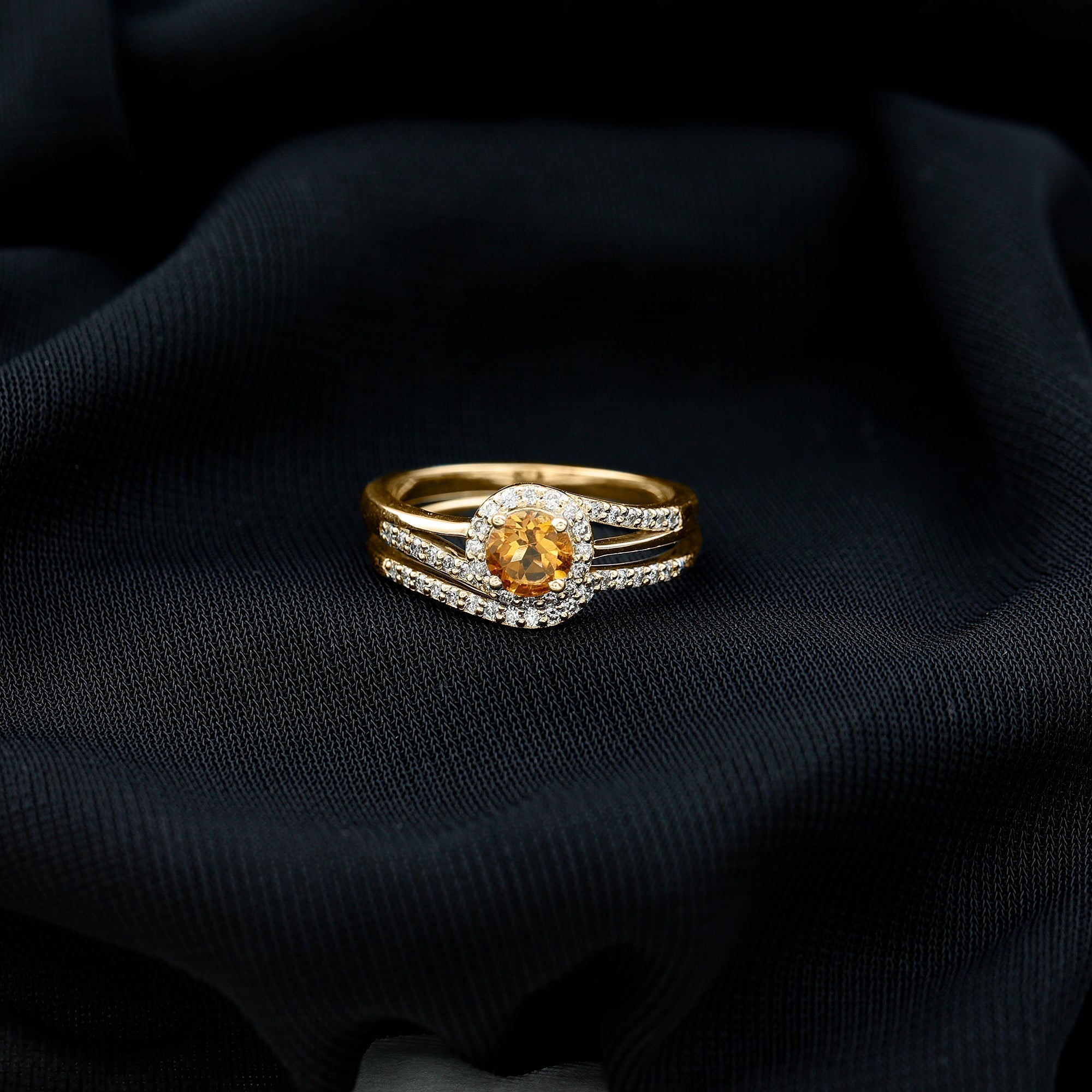 Genuine Citrine Engagement Ring with Diamond Wedding Band - Courbe et Compagnie