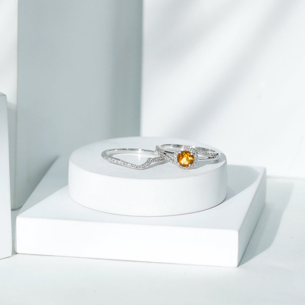 Genuine Citrine Engagement Ring with Diamond Wedding Band - Courbe et Compagnie