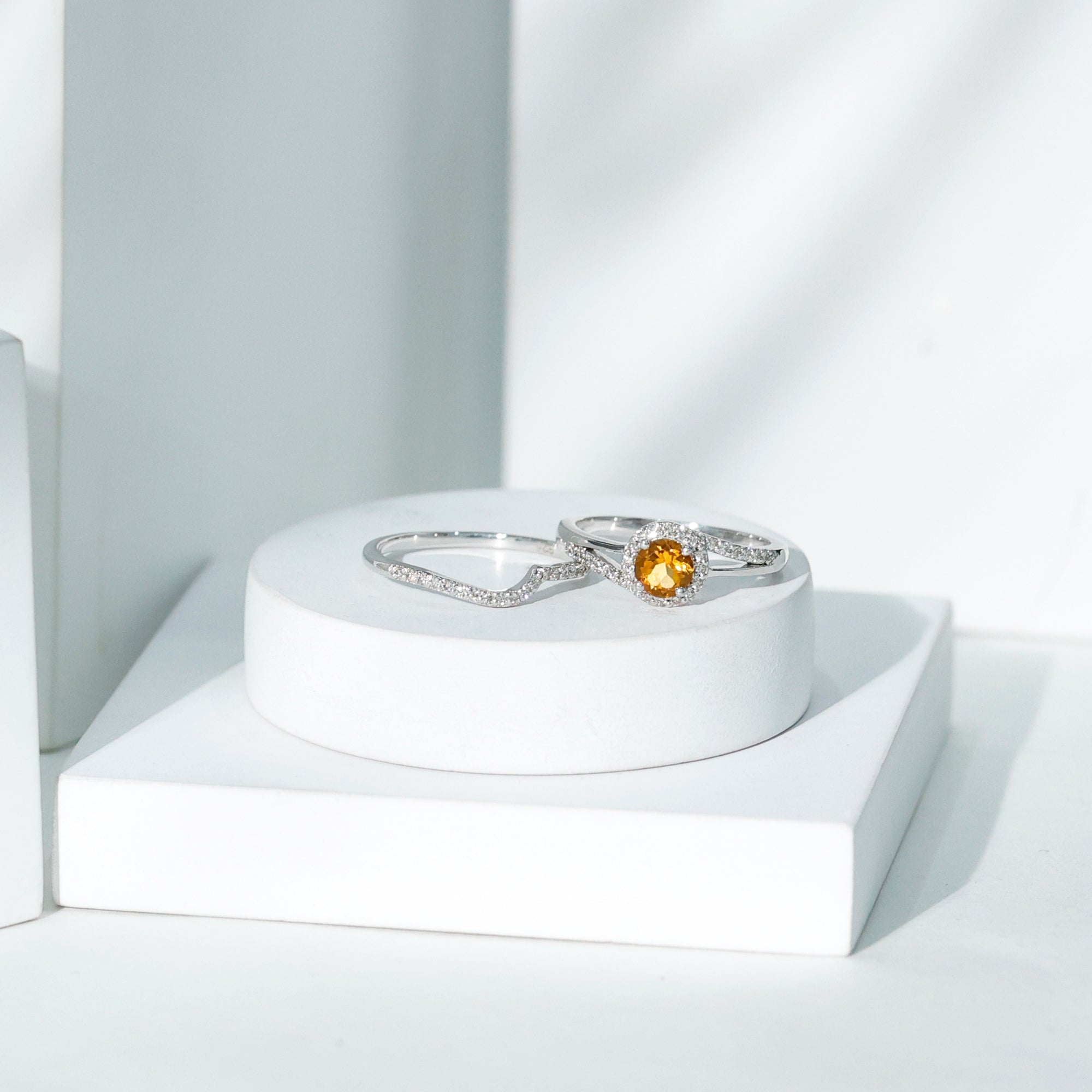 Genuine Citrine Engagement Ring with Diamond Wedding Band - Courbe et Compagnie
