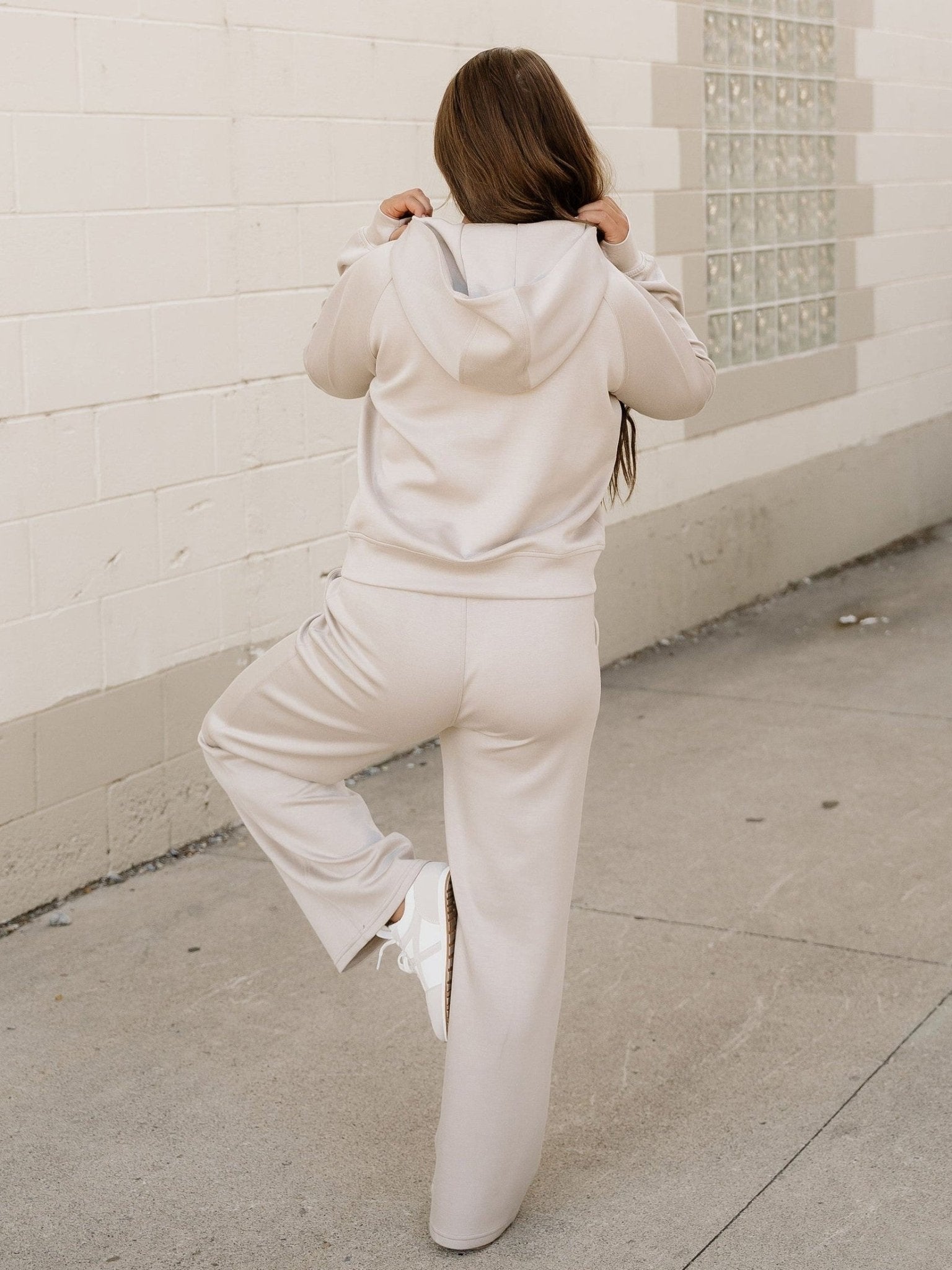 Harlow Set Active Pants 2pcs Outfit - Taupe - Courbe et Compagnie