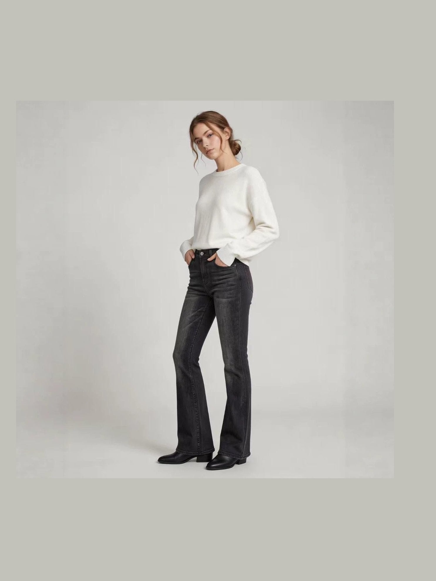 High-Waist Slim-Fit Flared Jeans - Courbe et Compagnie