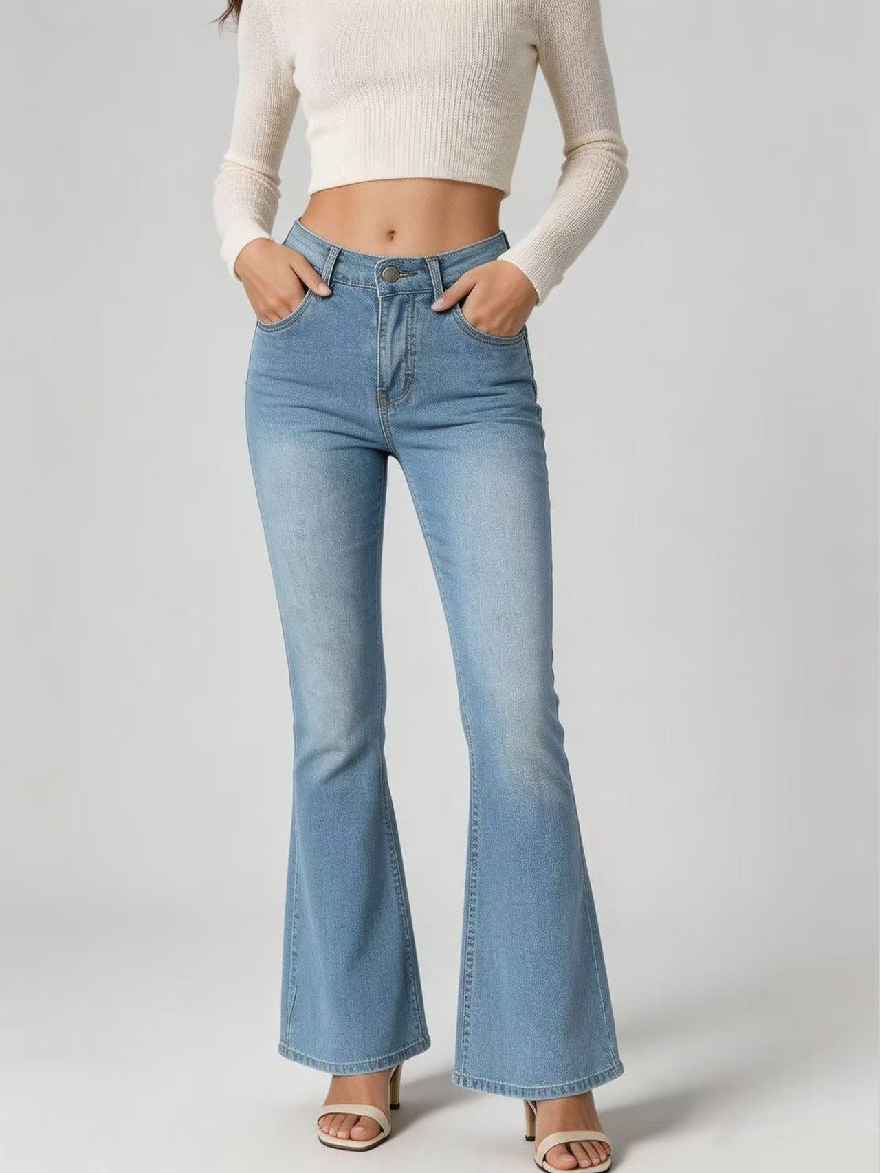 High-Waist Slim-Fit Flared Jeans - Courbe et Compagnie