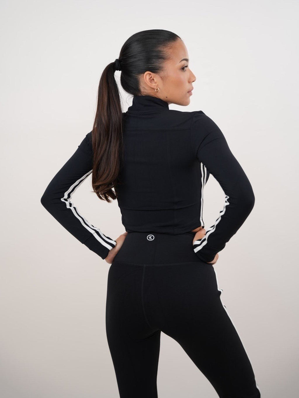 I Am Motivated Black Jacket - Courbe et Compagnie