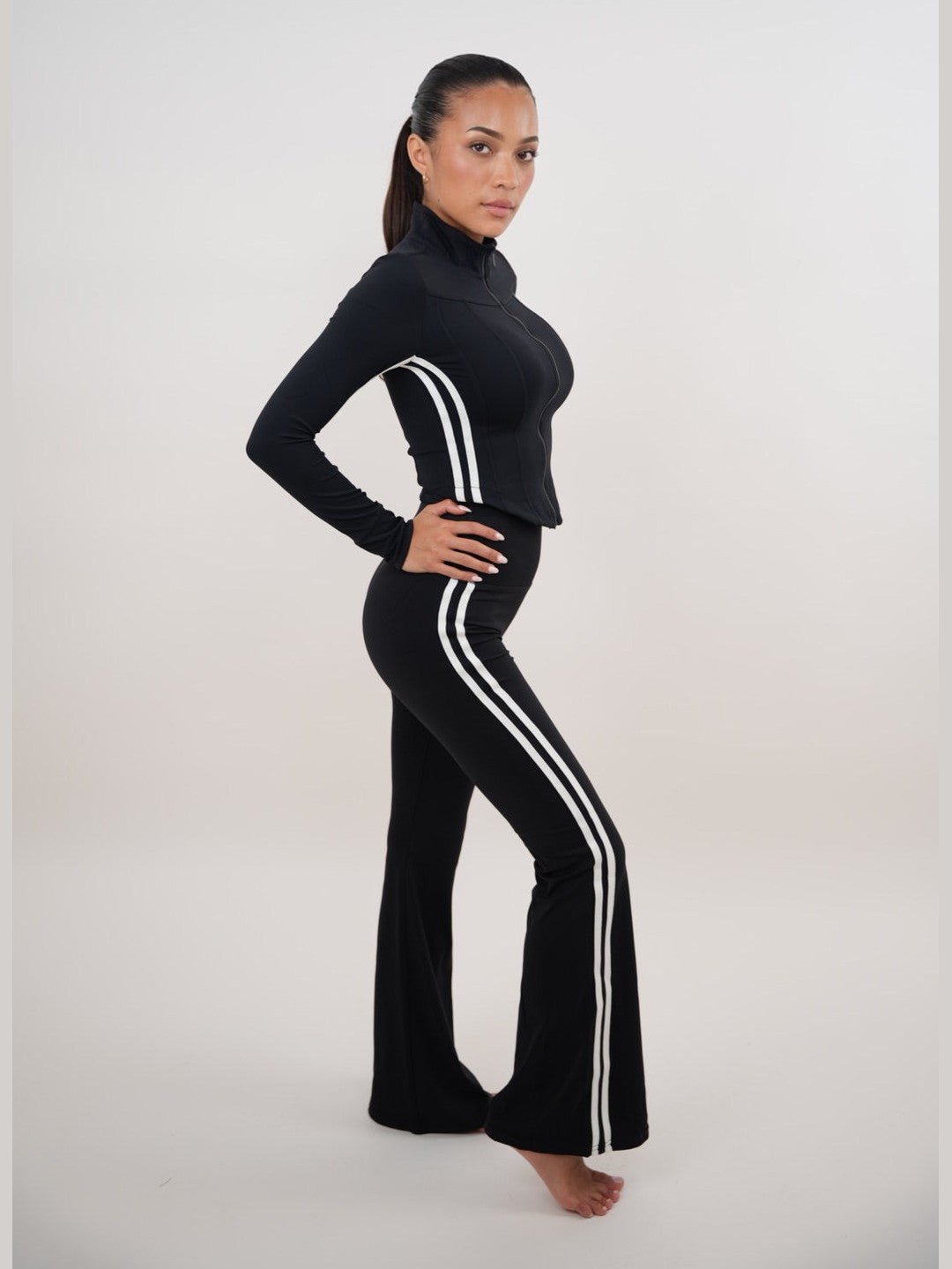 I Am Motivated Black Jacket - Courbe et Compagnie