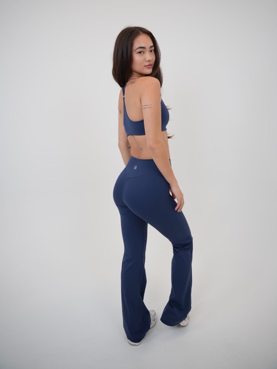 I Live in Luxury Navy Blue Flare Pant - Courbe et Compagnie