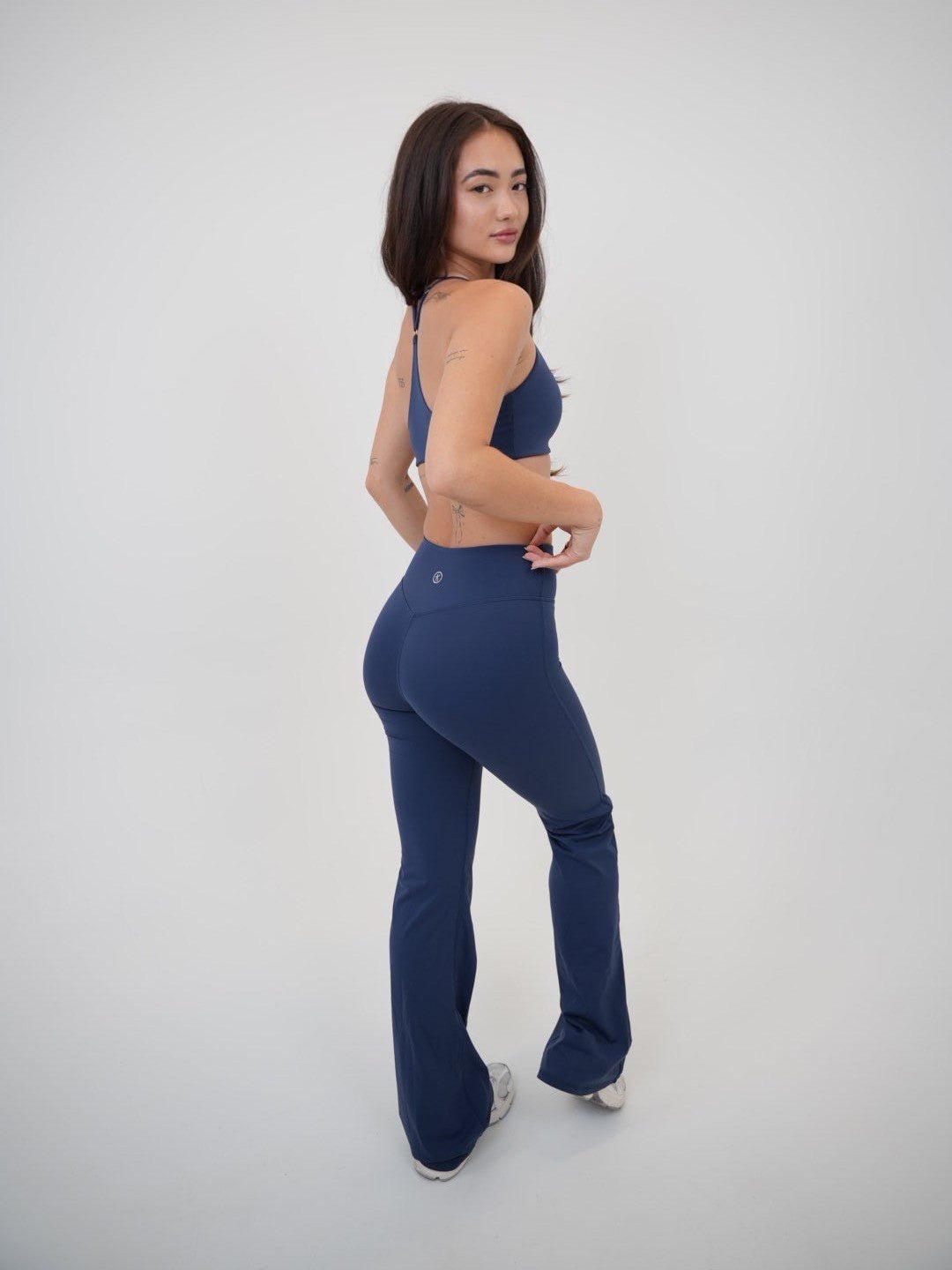 I Live in Luxury Navy Blue Flare Pant - Courbe et Compagnie