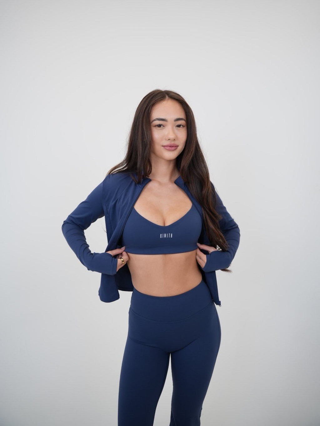 I Live in Luxury Navy Blue Sports Bra - Courbe et Compagnie