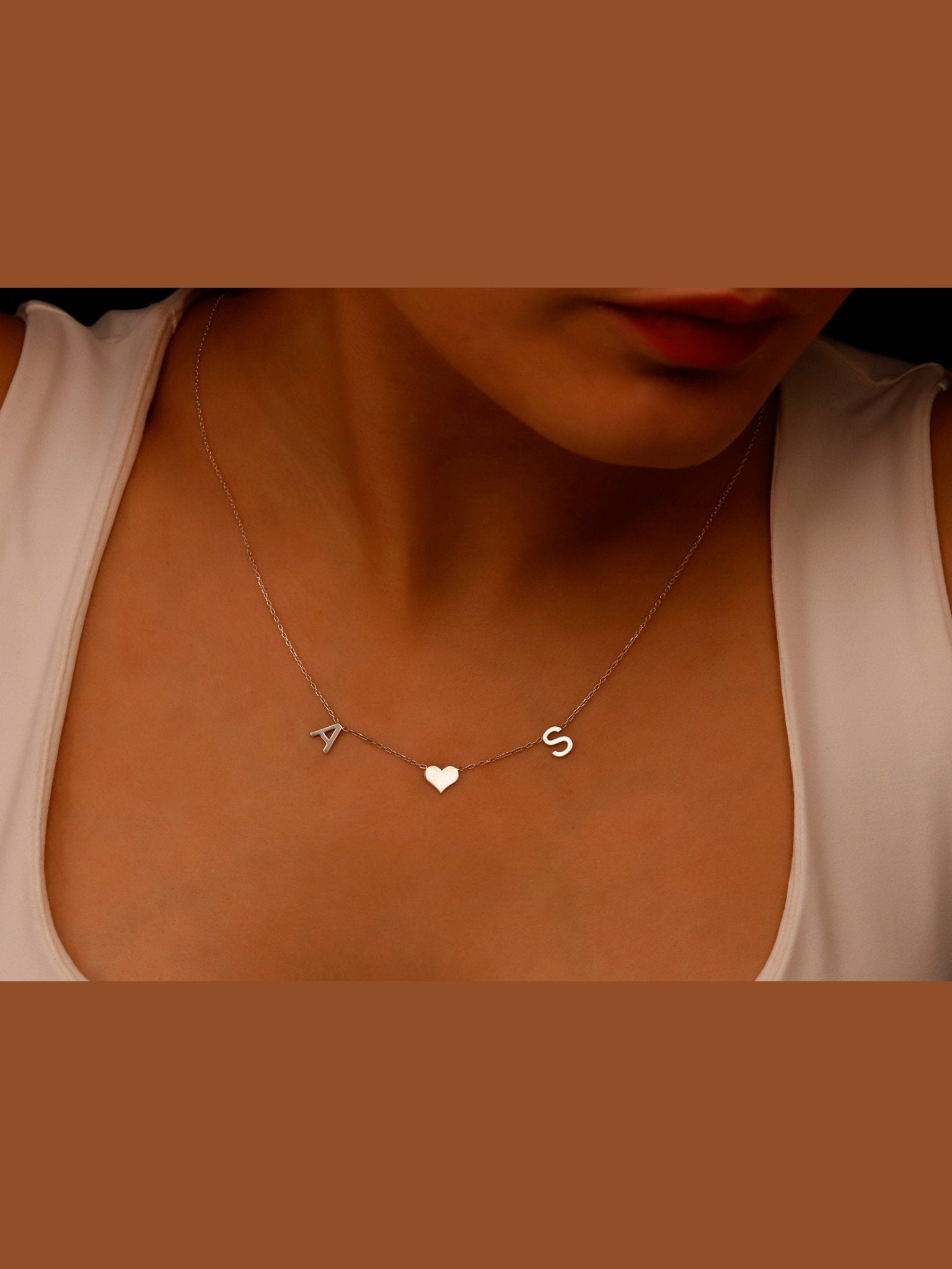 Initial Heart Necklace | Delicate Personalized Jewelry for Women - Courbe et Compagnie