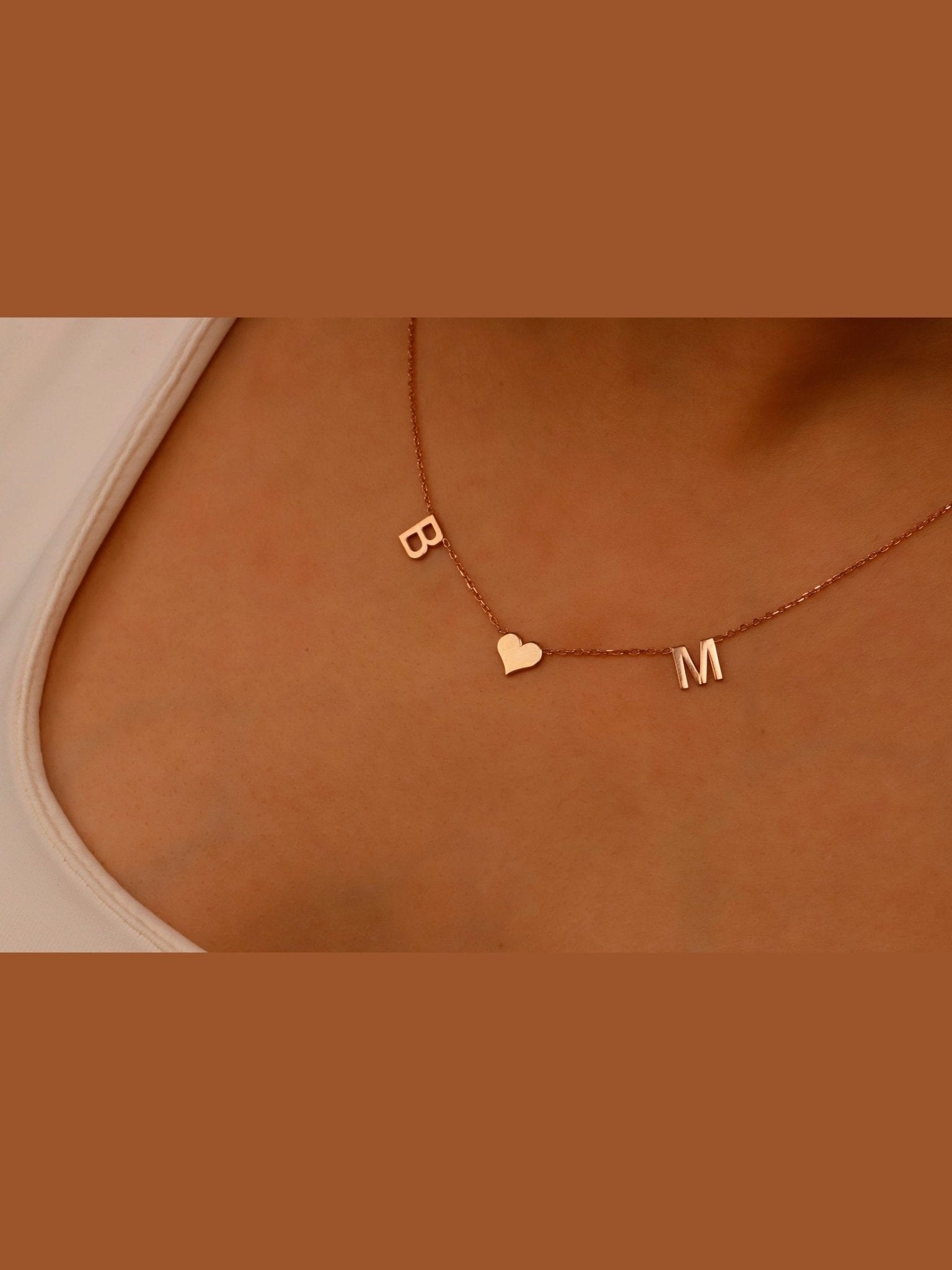 Initial Heart Necklace | Delicate Personalized Jewelry for Women - Courbe et Compagnie