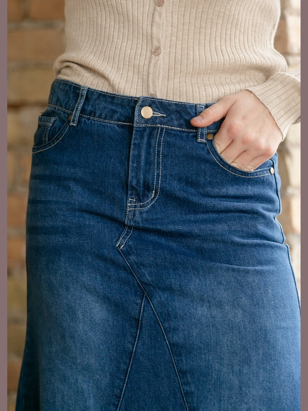 Jennifer A-Line Long Denim Skirt - Courbe et Compagnie