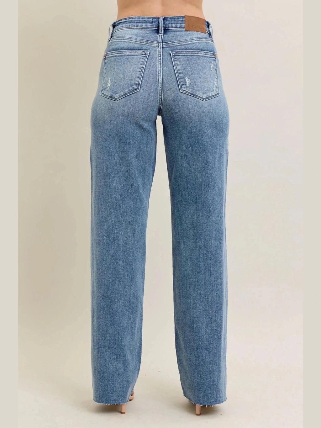 Judy Blue Full Size V - Front Baggy Jeans Plus Size - Courbe et Compagnie