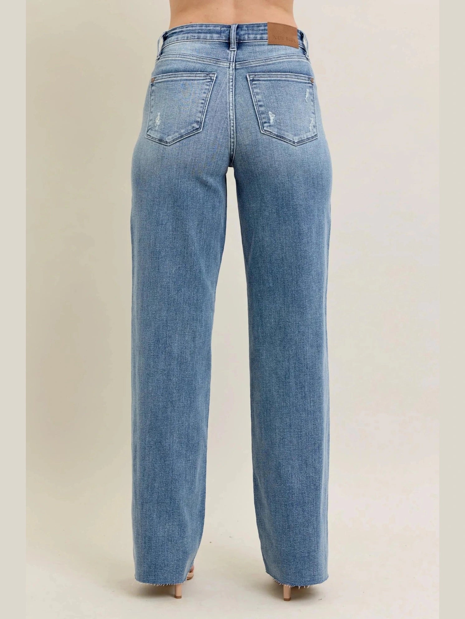 Judy Blue Full Size V - Front Baggy Jeans Plus Size - Courbe et Compagnie