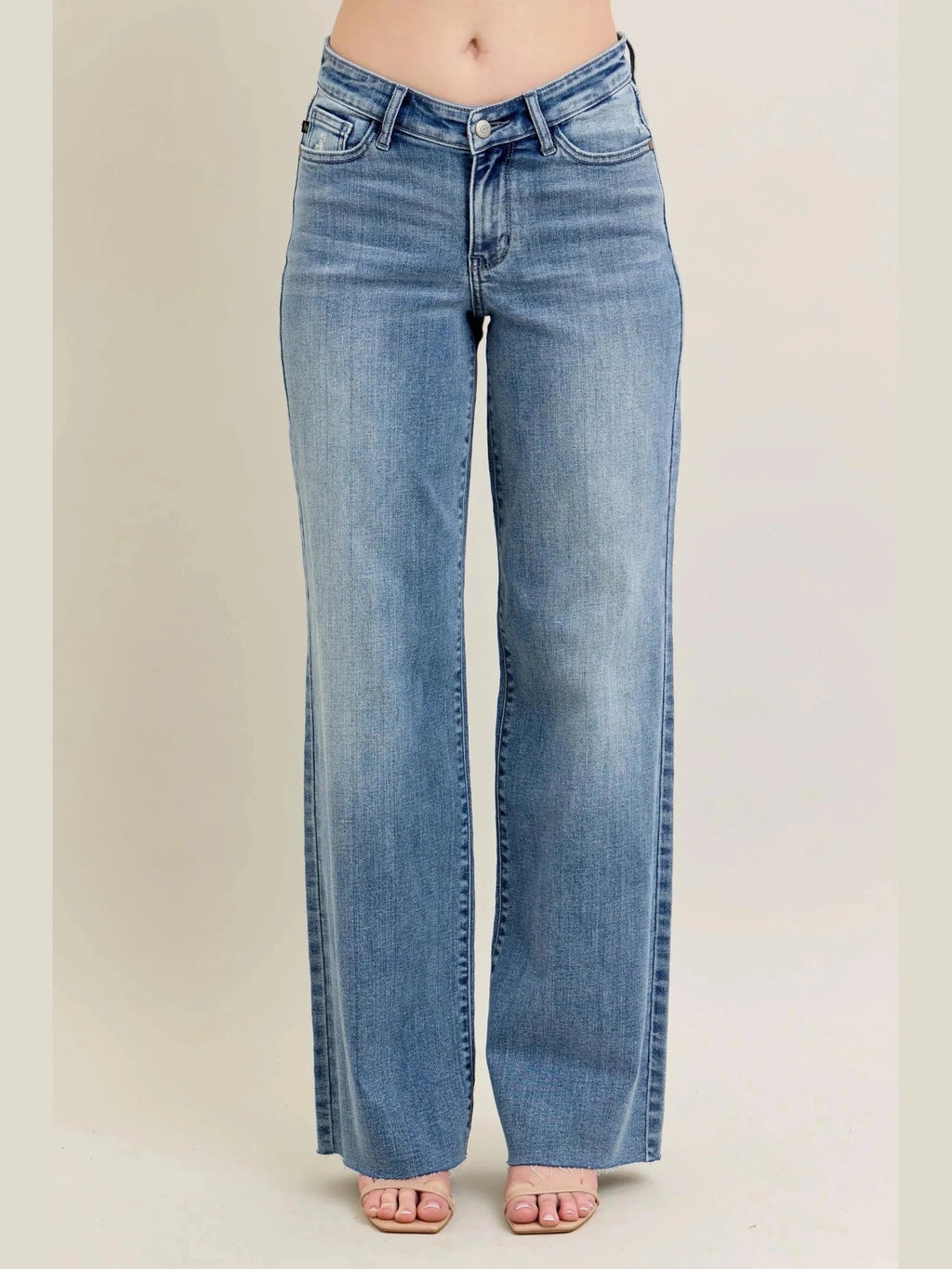 Judy Blue Full Size V - Front Baggy Jeans Plus Size - Courbe et Compagnie