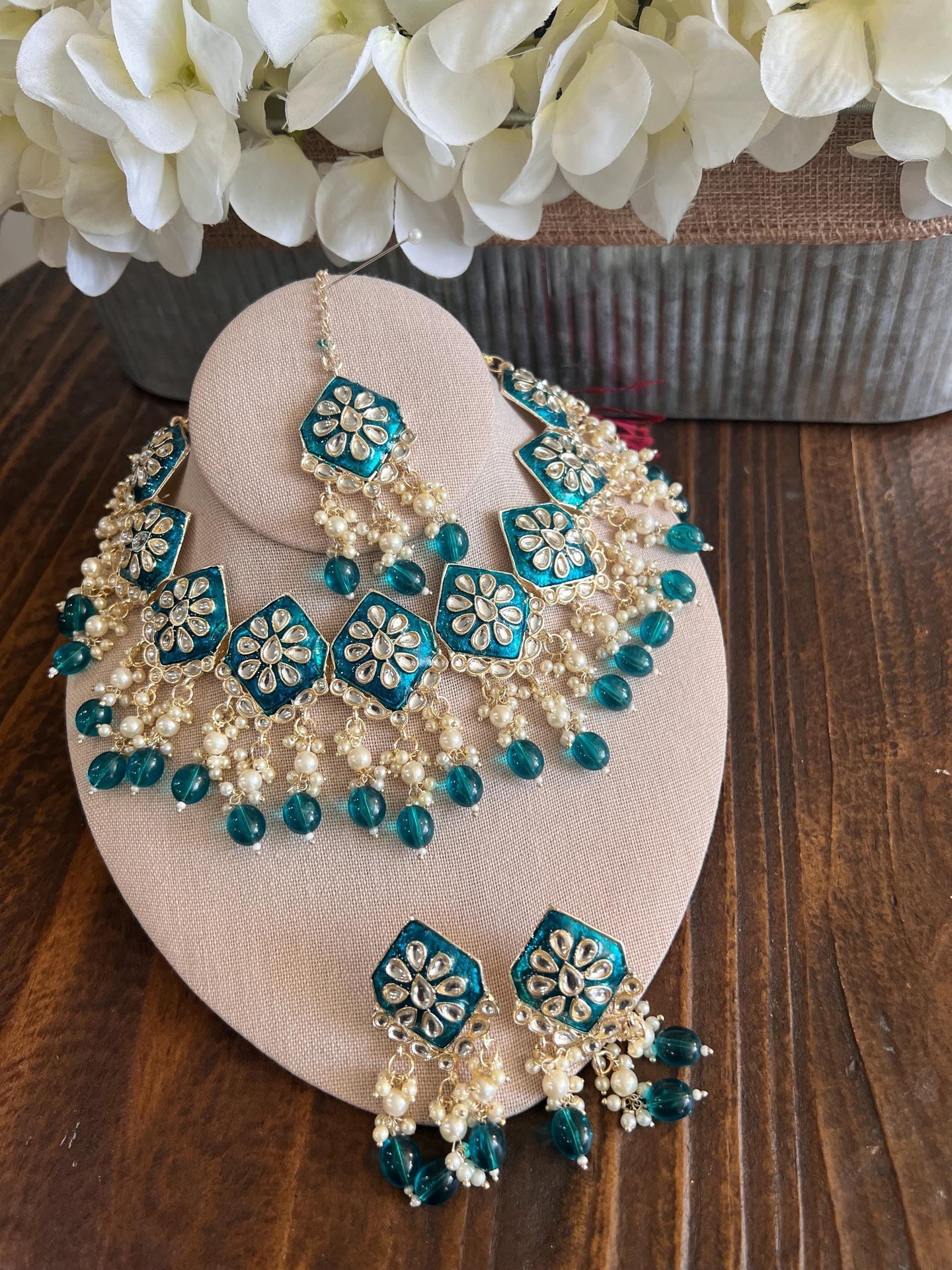 Kundan Necklace Set Gold Plated | Indian Bridal Polki Jewelry | Wedding Necklace Earrings & Maang Tikka | Ethnic Festive Jewelry - Courbe et Compagnie