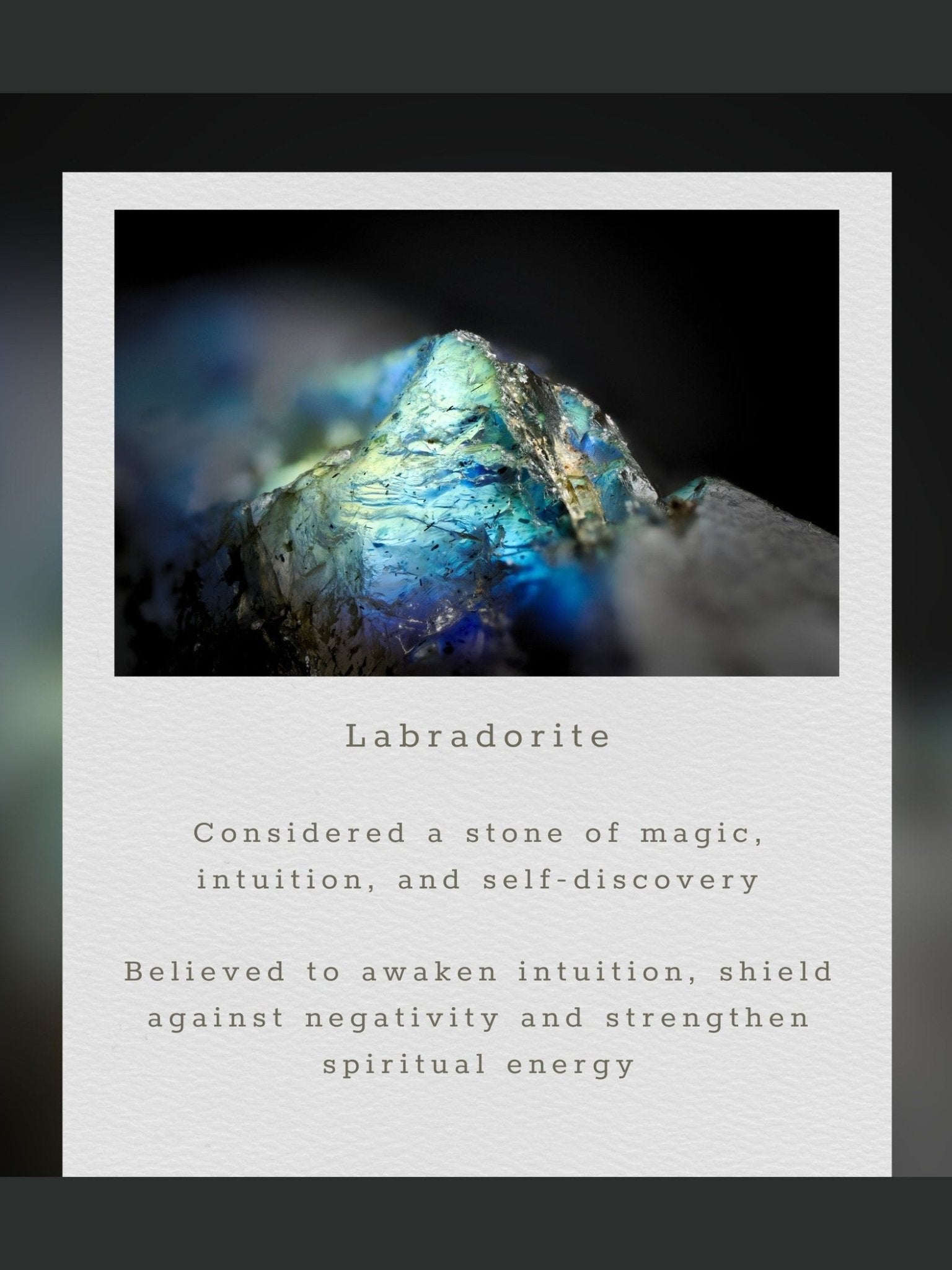 Labradorite Freestyle Jewelry Set - Courbe et Compagnie