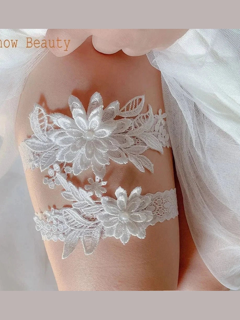Lace Bridal Wedding Garter Set - Courbe et Compagnie