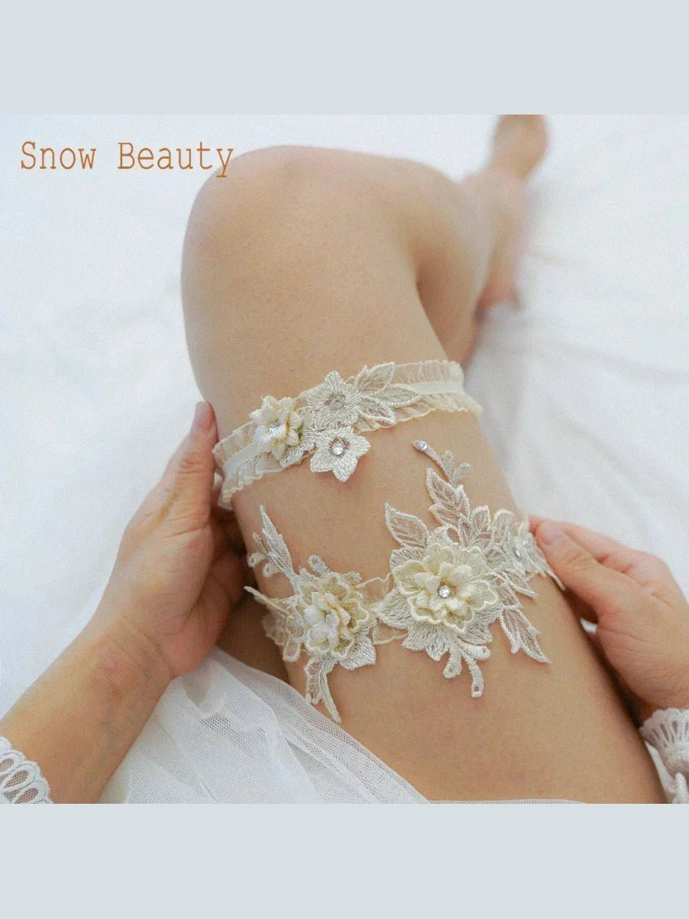 Lace Bridal Wedding Garter Set - Courbe et Compagnie