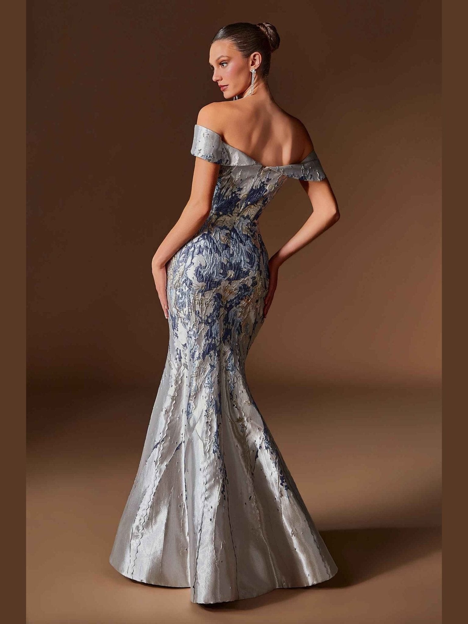 Ladivine CD0107 Metallic Jacquard Off Shoulder Fitted Mermaid Gown - Courbe et Compagnie