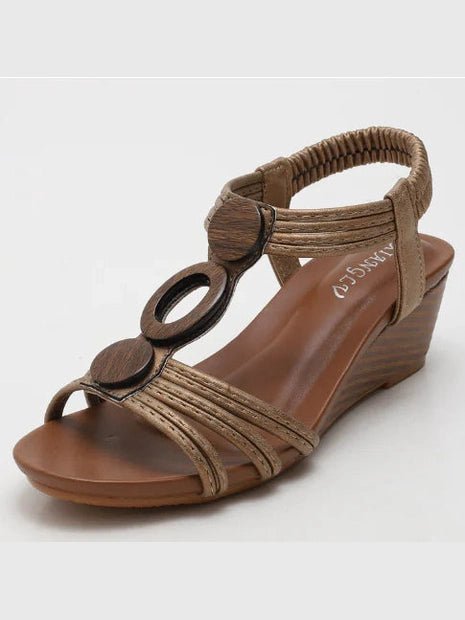 Large Retro Roman-Style Shoes - Courbe et Compagnie