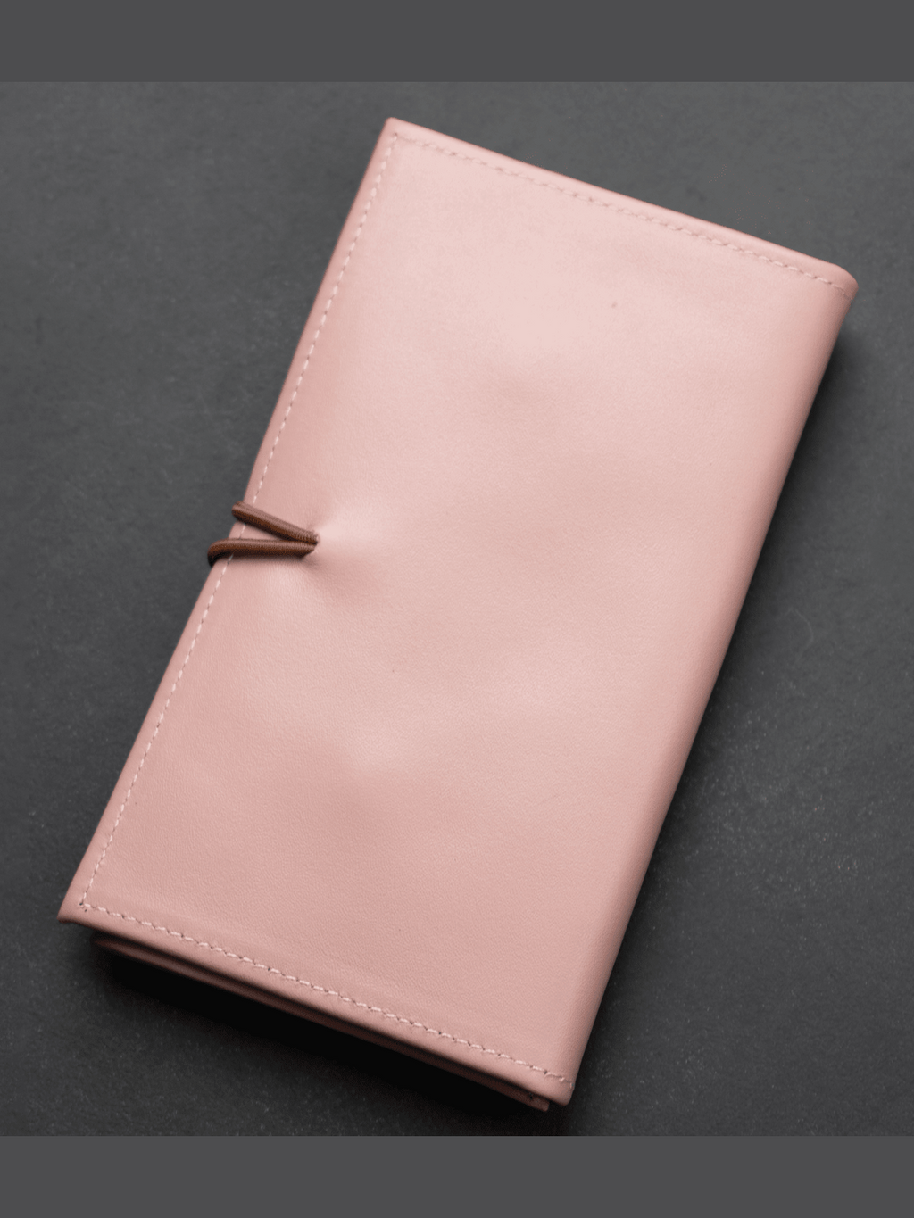 Leather Pink Travel Tech Organizer - Riverside - Courbe et Compagnie