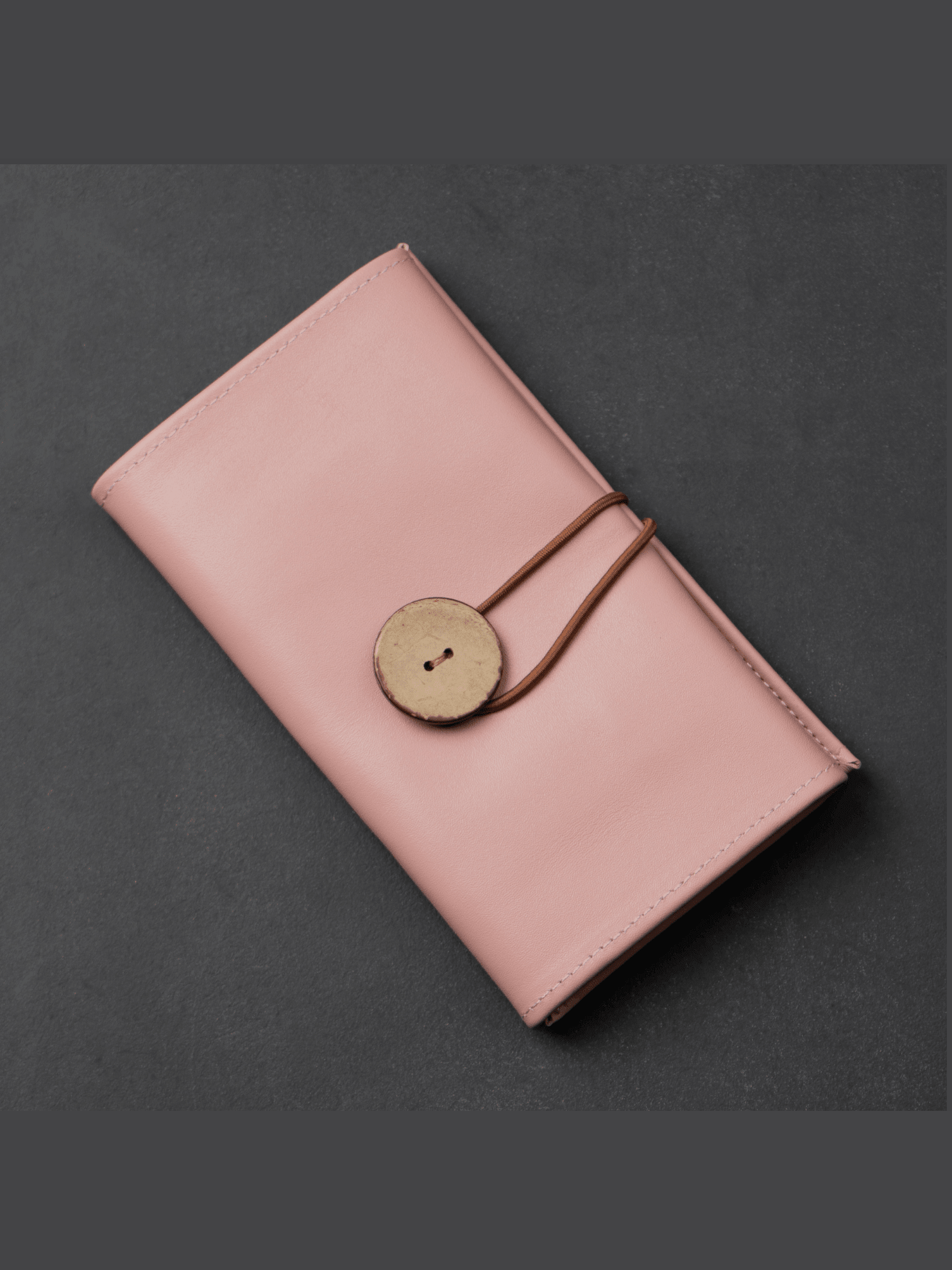Leather Pink Travel Tech Organizer - Riverside - Courbe et Compagnie