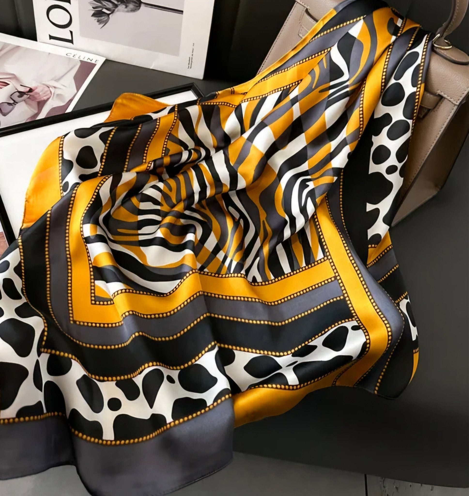 LEOPARD PRINT SCARF - Courbe et Compagnie