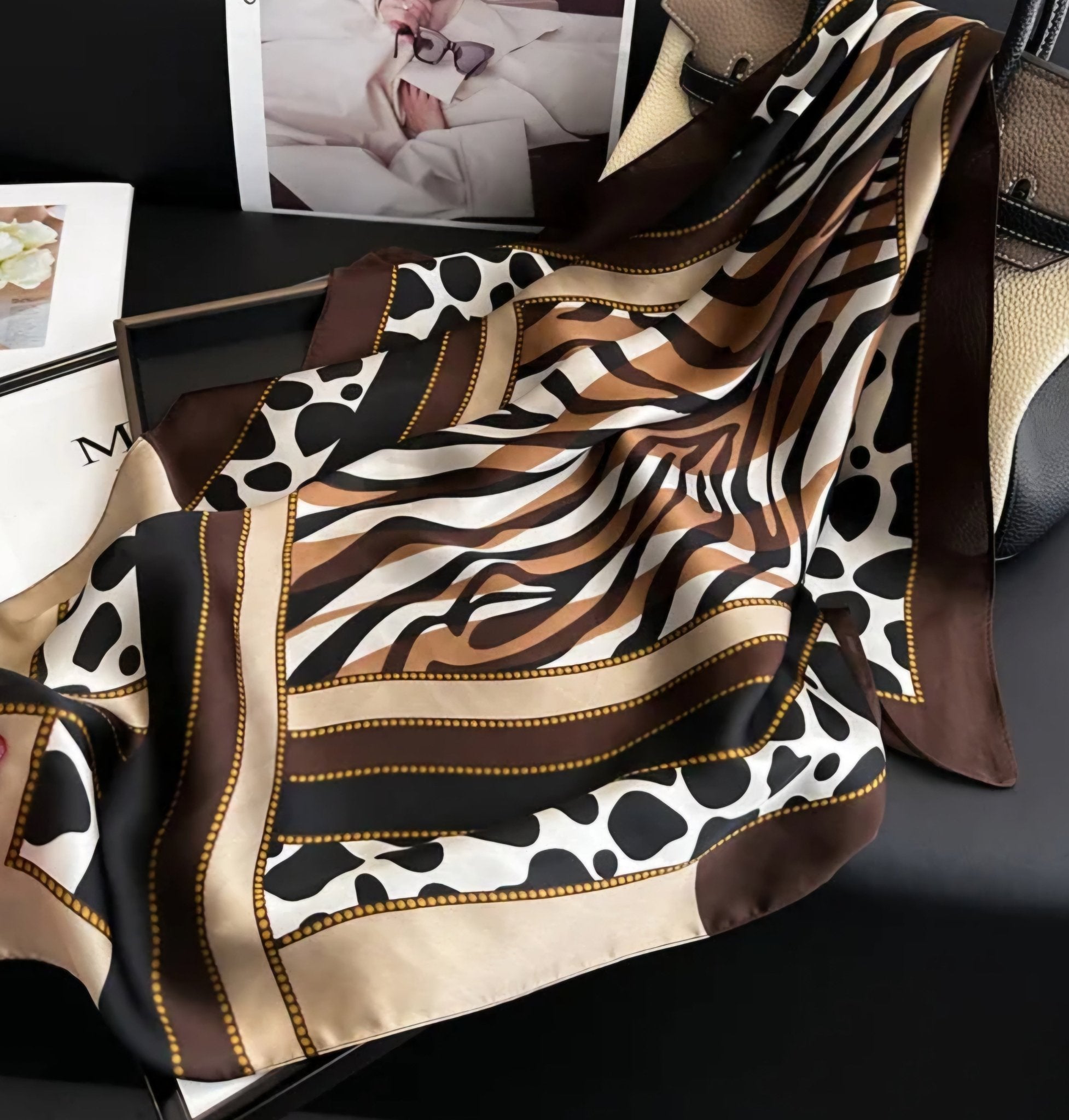 LEOPARD PRINT SCARF - Courbe et Compagnie