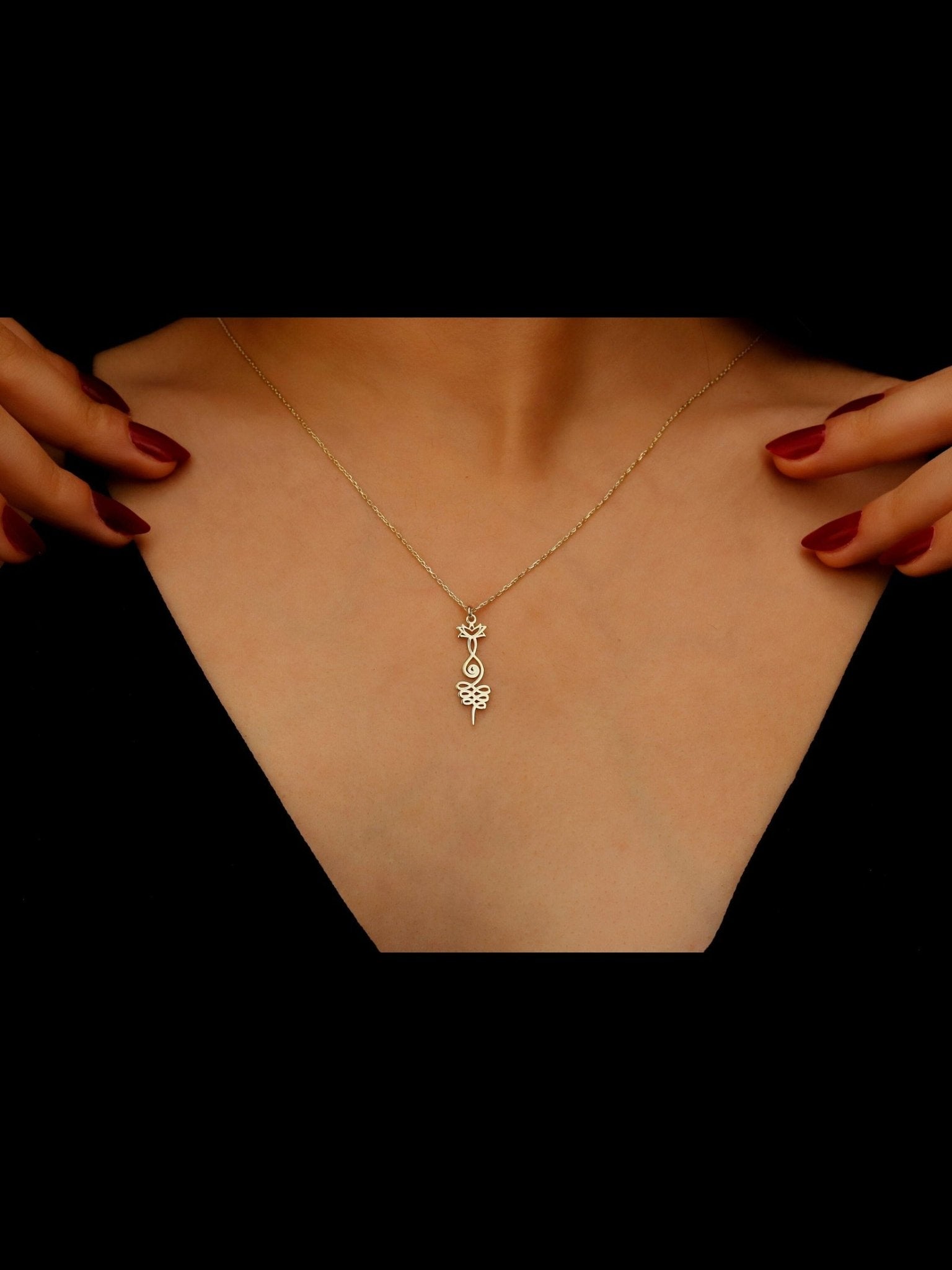Lotus Unalome Necklace - Sterling Silver Yoga Symbol of Enlightenment - Courbe et Compagnie