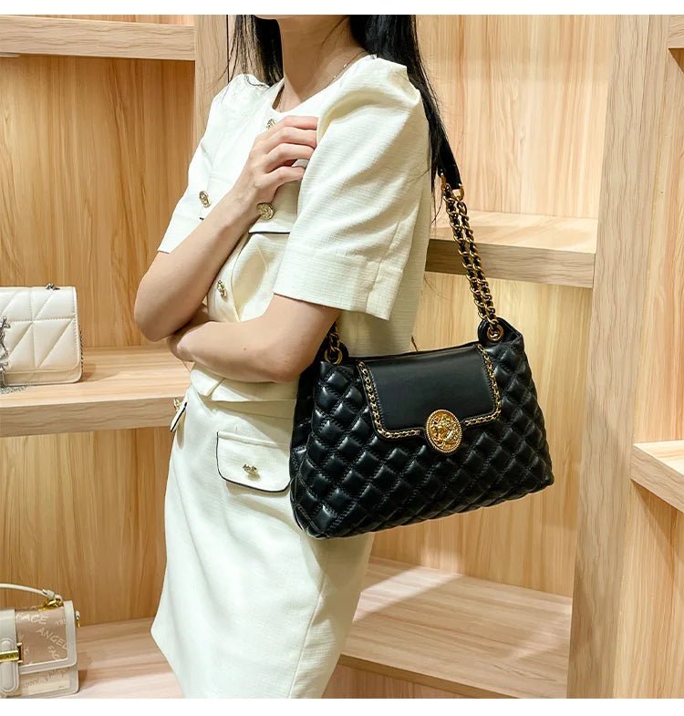 Luxury Genuine Leather Chain Shoulder Bag for Women | New Designer Large Capacity Underarm Handbag (Diamond Lattice) - Courbe et Compagnie