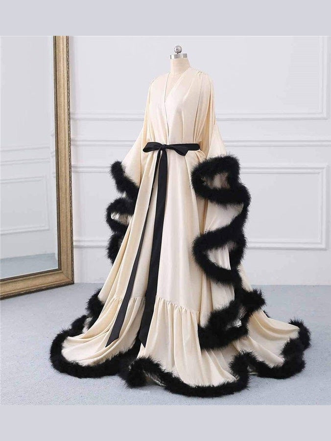 Luxury Satin Feather Bridal Robe | Victorian Style Wedding & Photoshoot Robe - Courbe et Compagnie