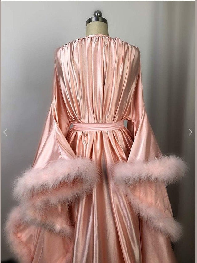 Luxury Satin Feather Bridal Robe | Victorian Style Wedding & Photoshoot Robe - Courbe et Compagnie