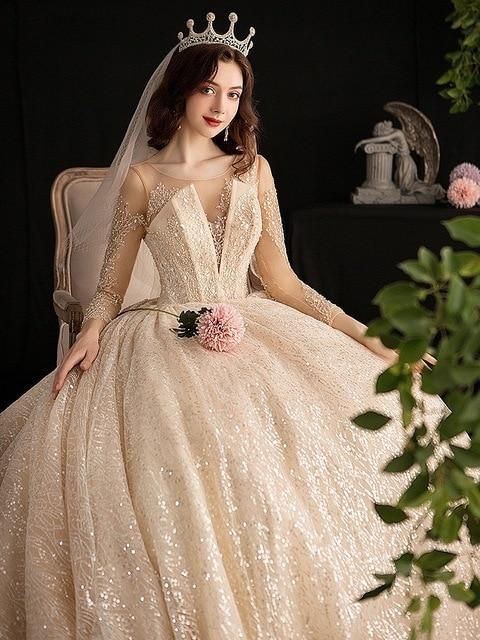 Luxury Shiny Wedding Dress with Long Sleeves ED675 - Courbe et Compagnie