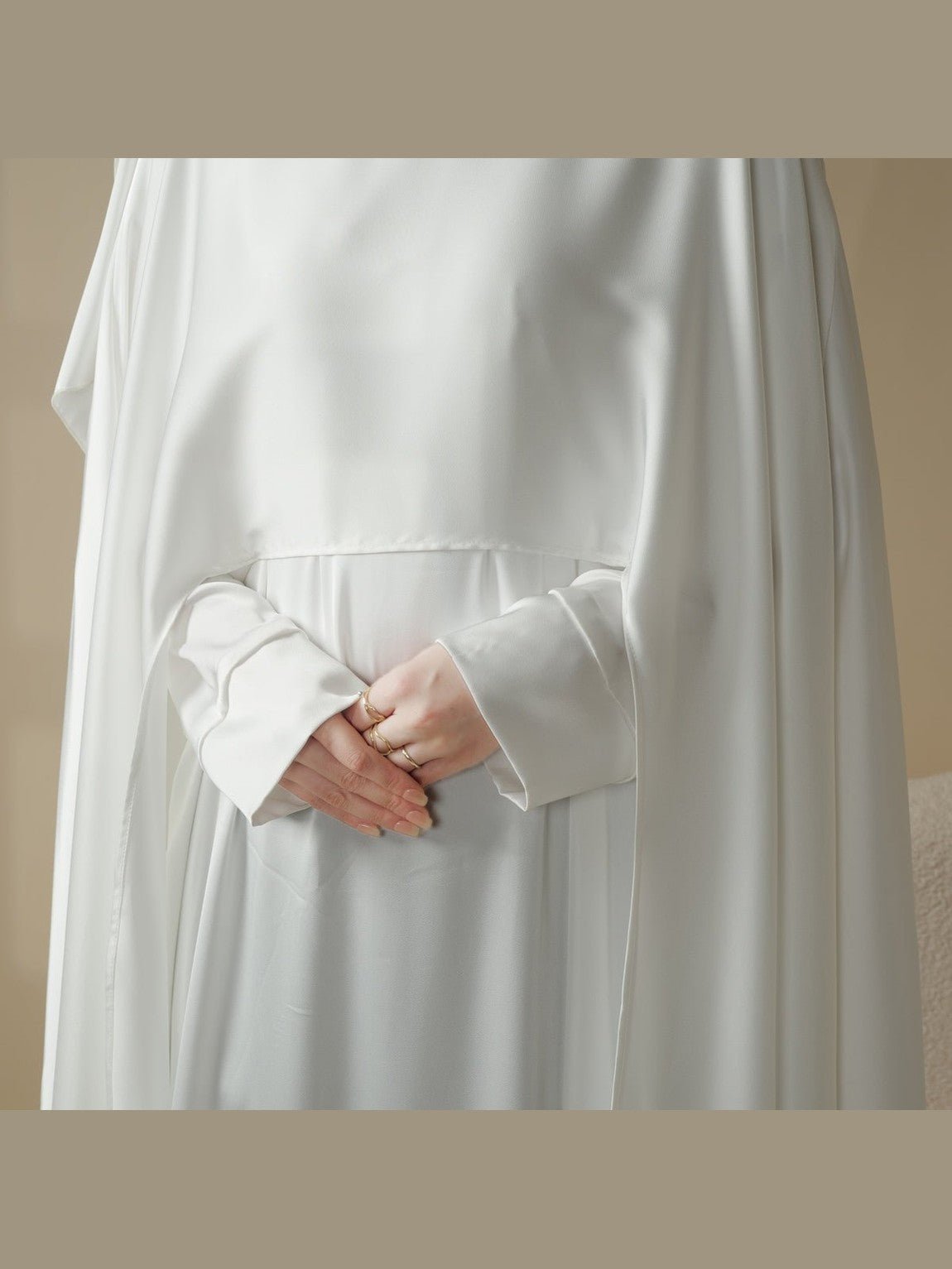 Luxury Wedding Abaya 3-Piece Bridal Set - Courbe et Compagnie
