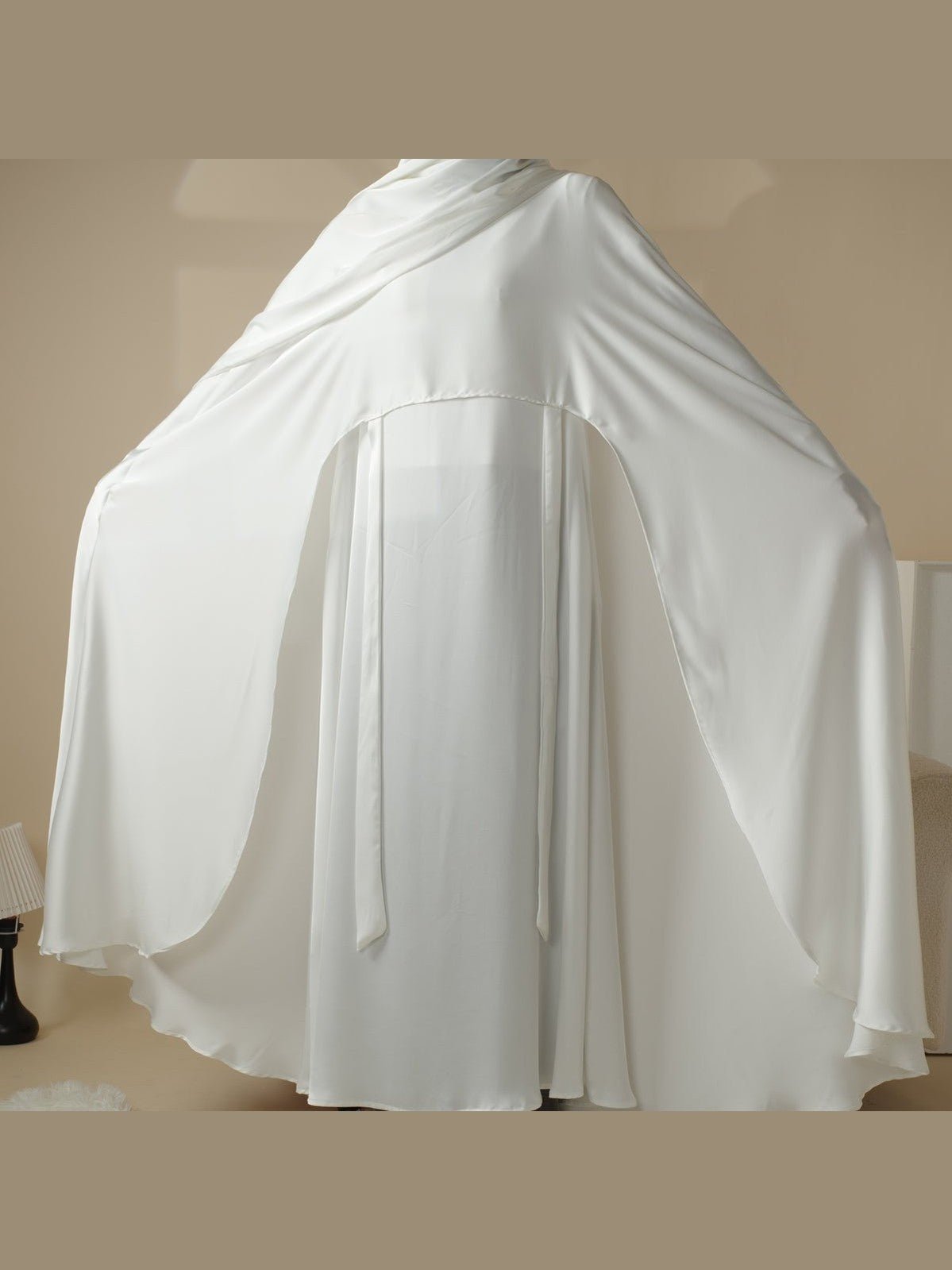 Luxury Wedding Abaya 3-Piece Bridal Set - Courbe et Compagnie