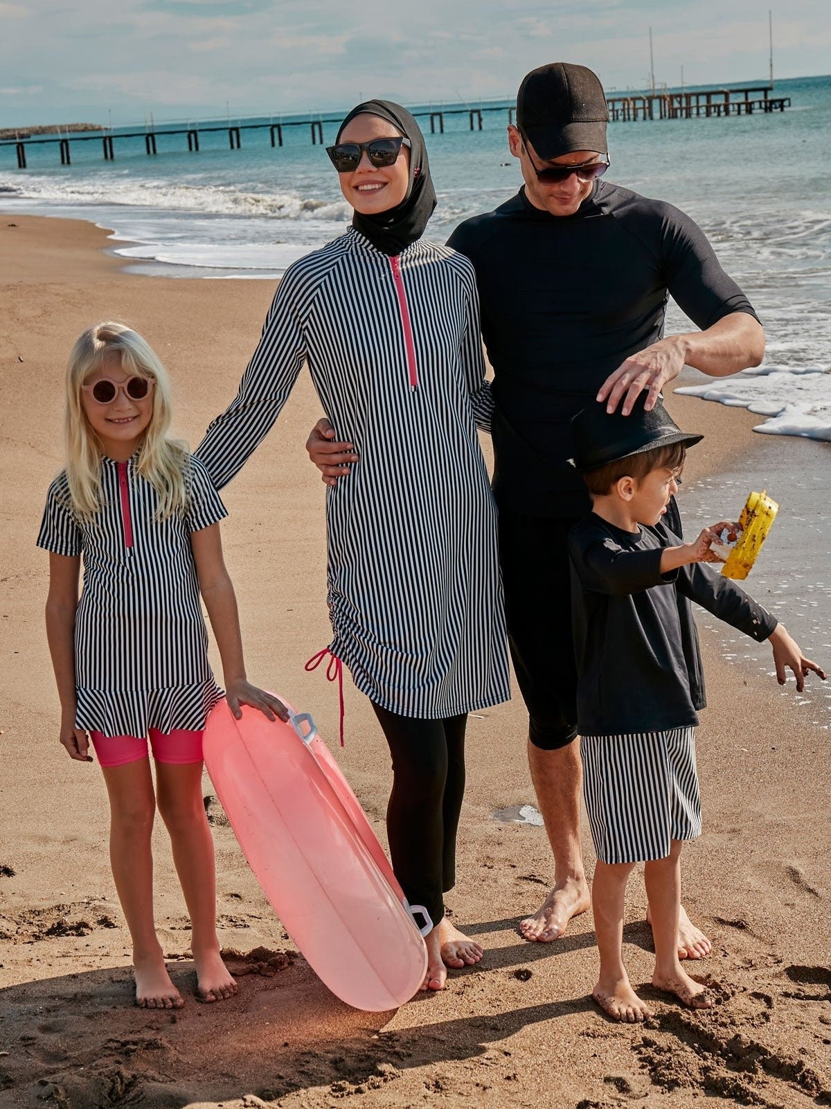 Lycra Black Burkini Modest Swimwear M2488 - Courbe et Compagnie